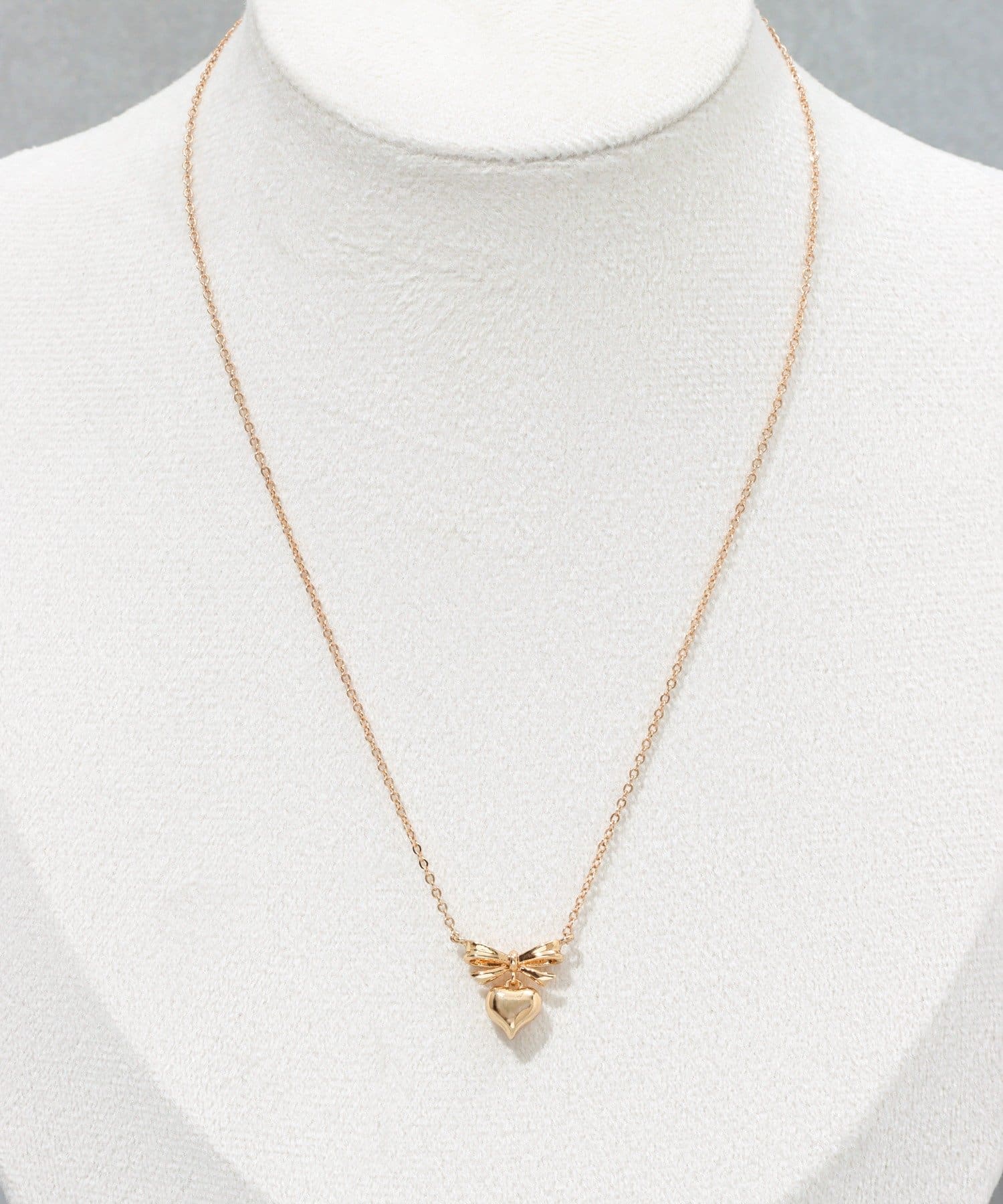 3COINS(スリーコインズ) リボンハートショートネックレス