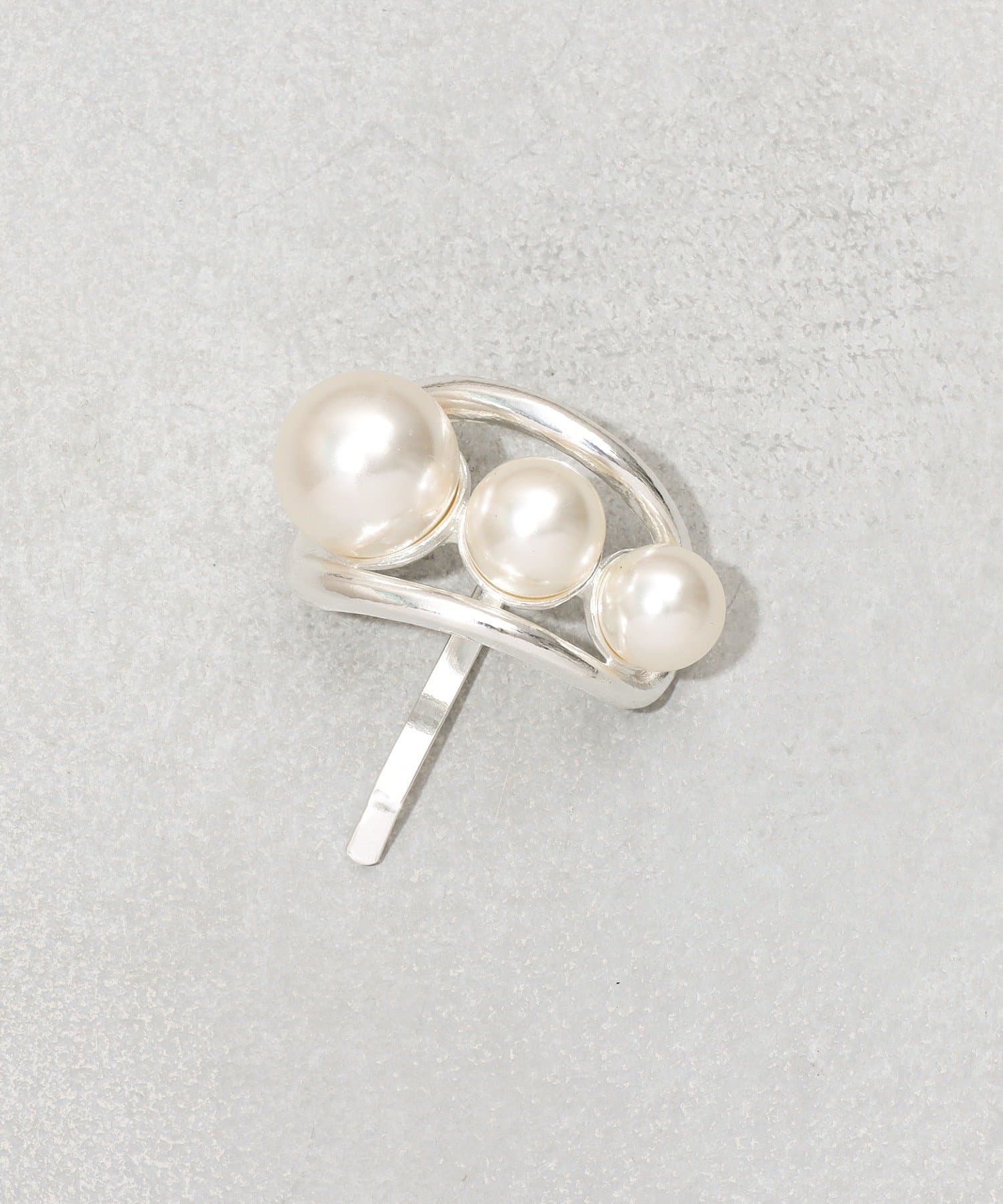 3COINS(スリーコインズ) トリプルパールフックポニー