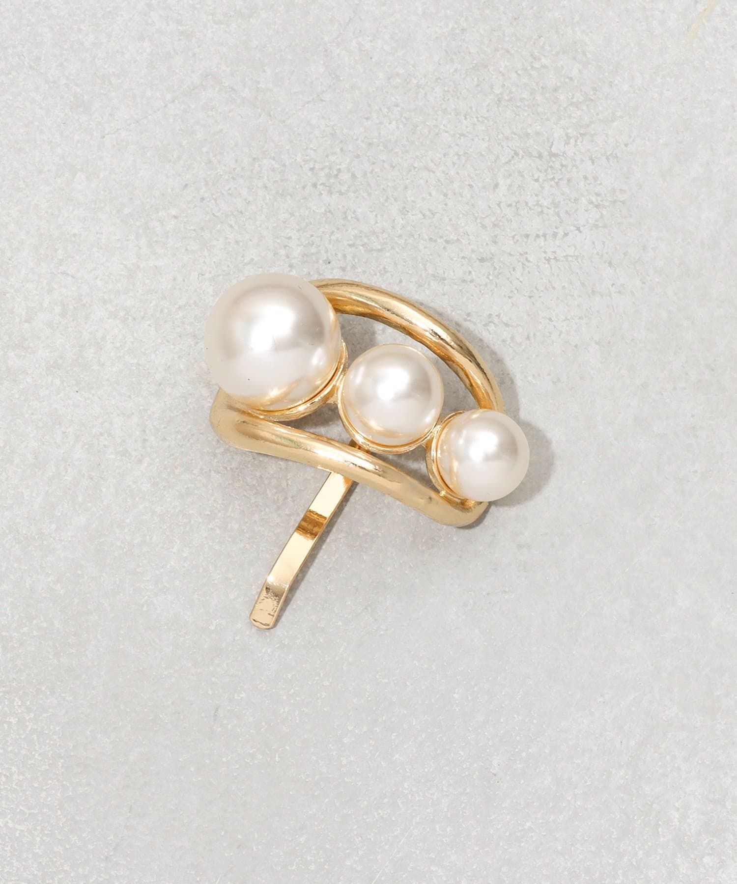 3COINS(スリーコインズ) トリプルパールフックポニー