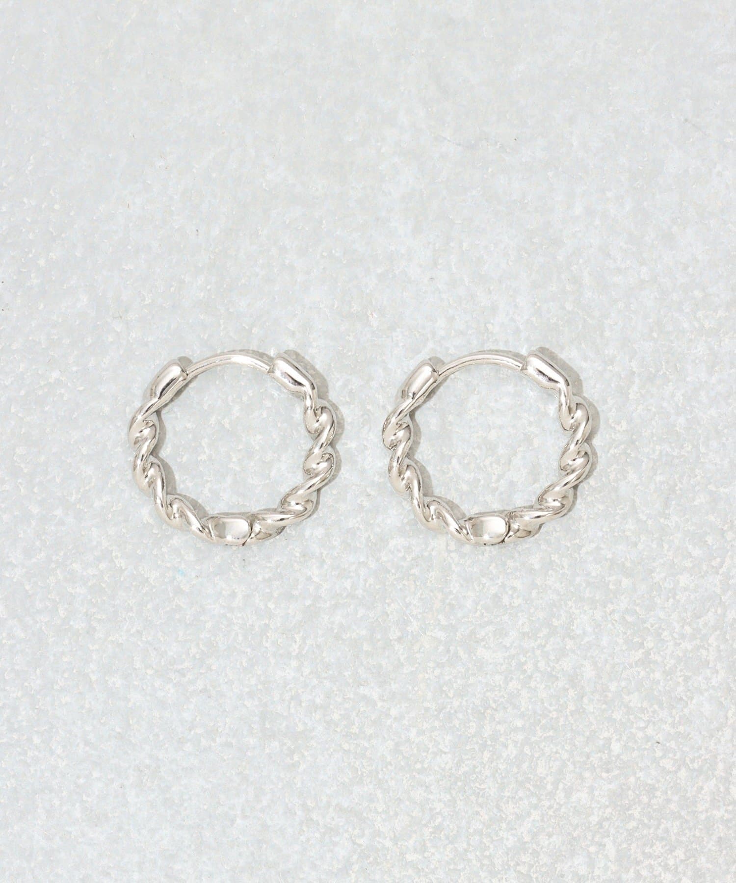 3COINS(スリーコインズ) ネジリワンタッチピアス