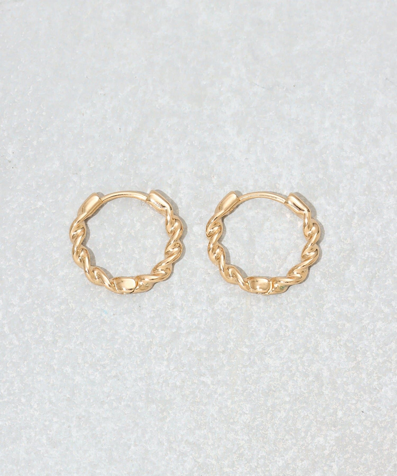 3COINS(スリーコインズ) ネジリワンタッチピアス