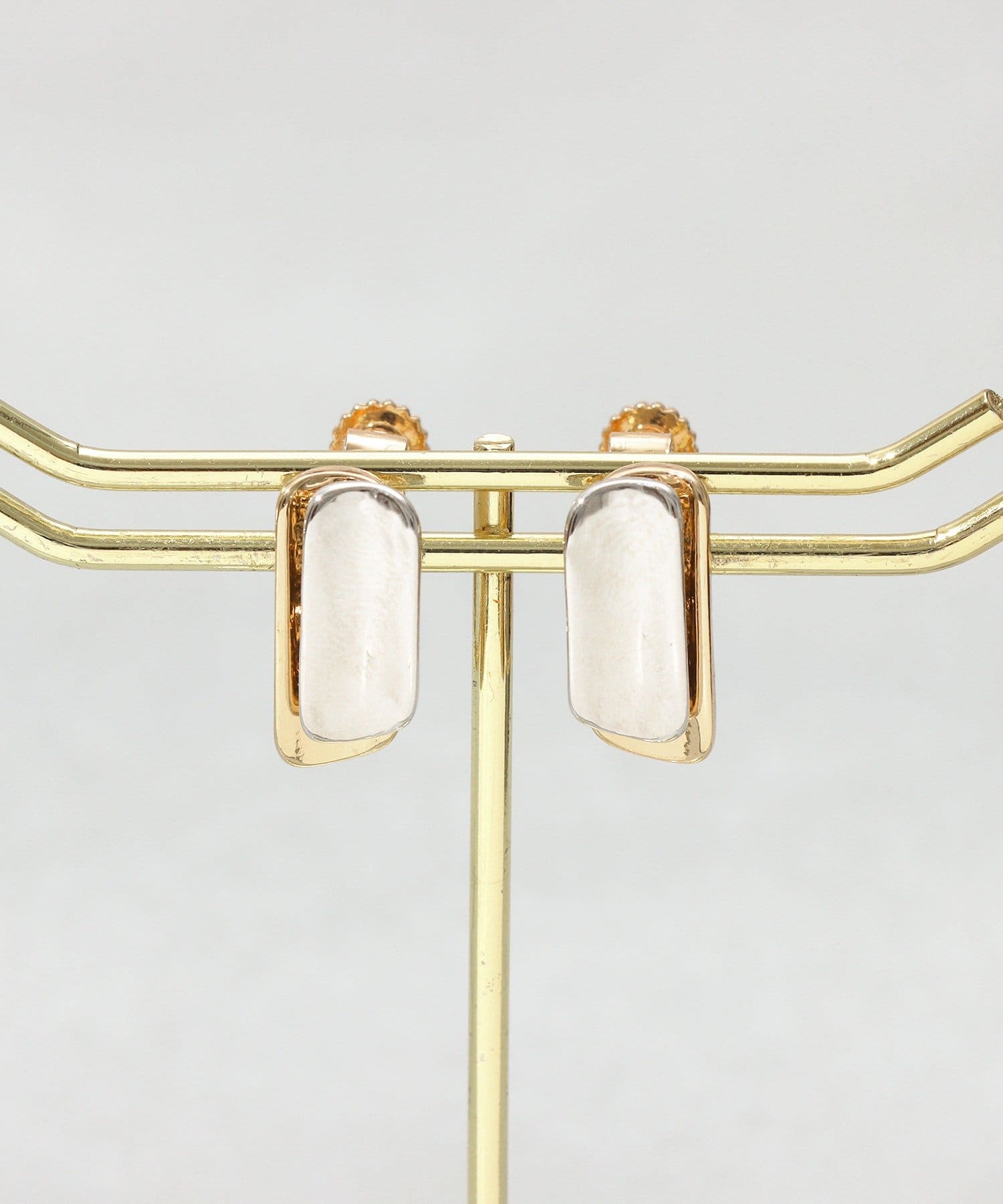 3COINS(スリーコインズ) ダブルメタルイヤリング