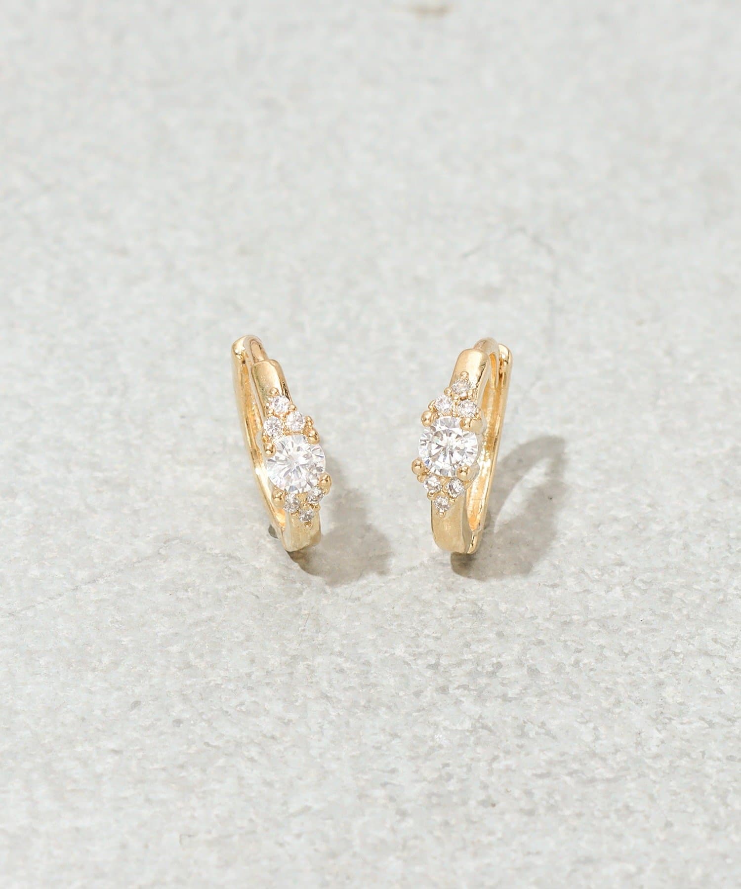 3COINS(スリーコインズ) キラキラワンタッチピアス