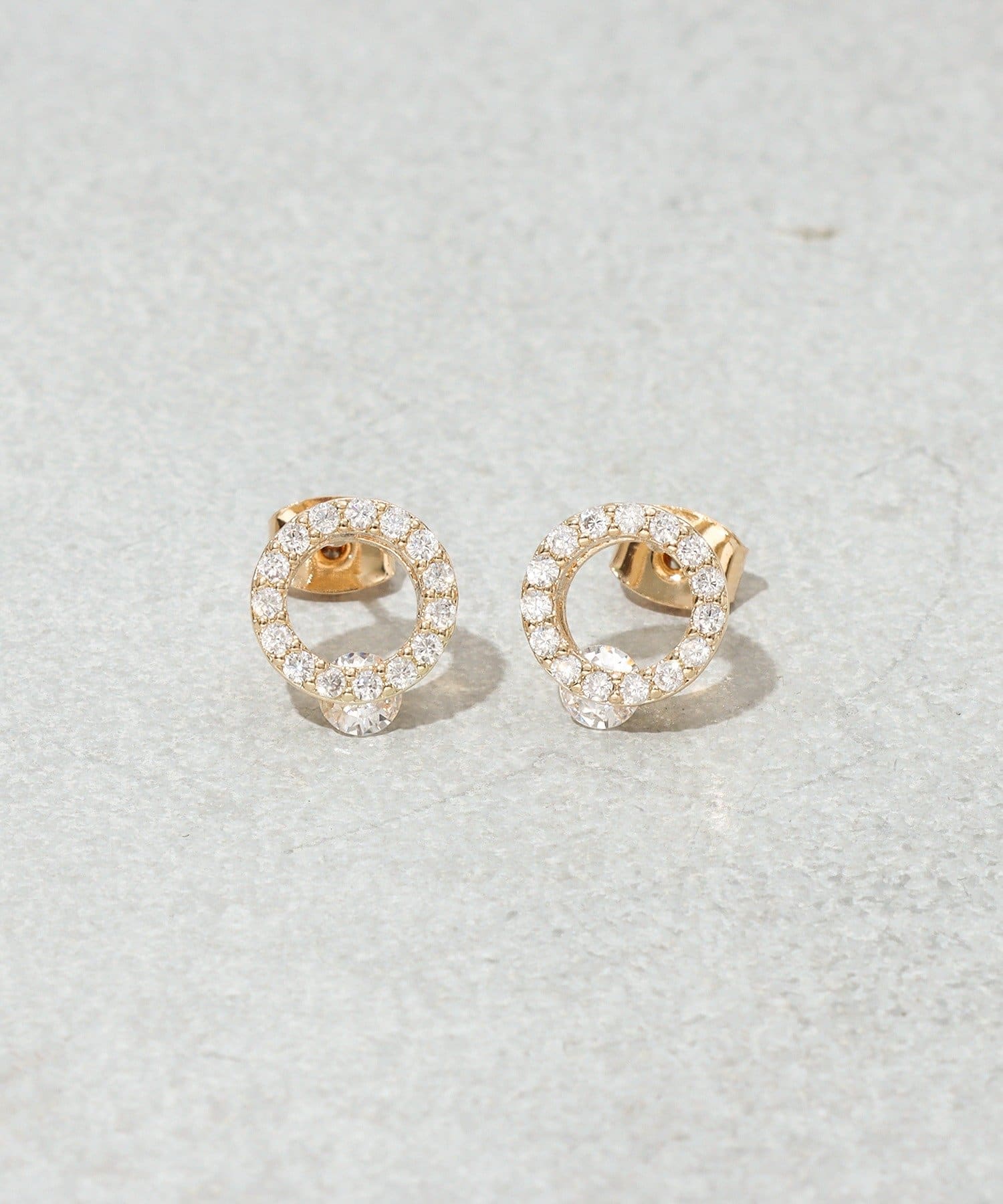 3COINS(スリーコインズ) キラキラピアス