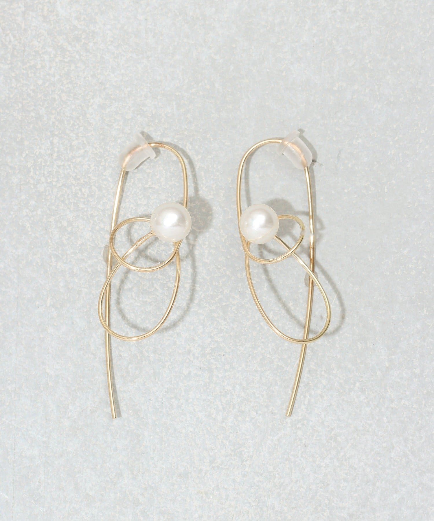 3COINS(スリーコインズ) トップパールメタルピアス