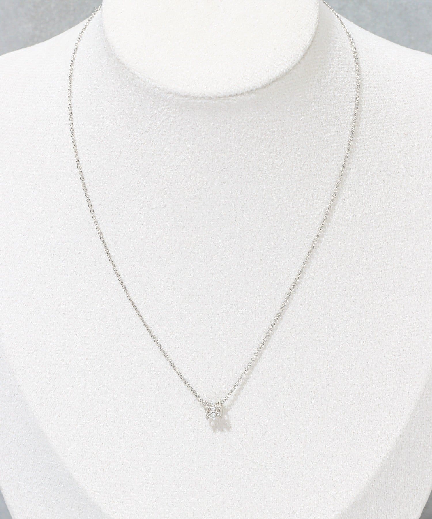 3COINS(スリーコインズ) ミニパールショートネックレス