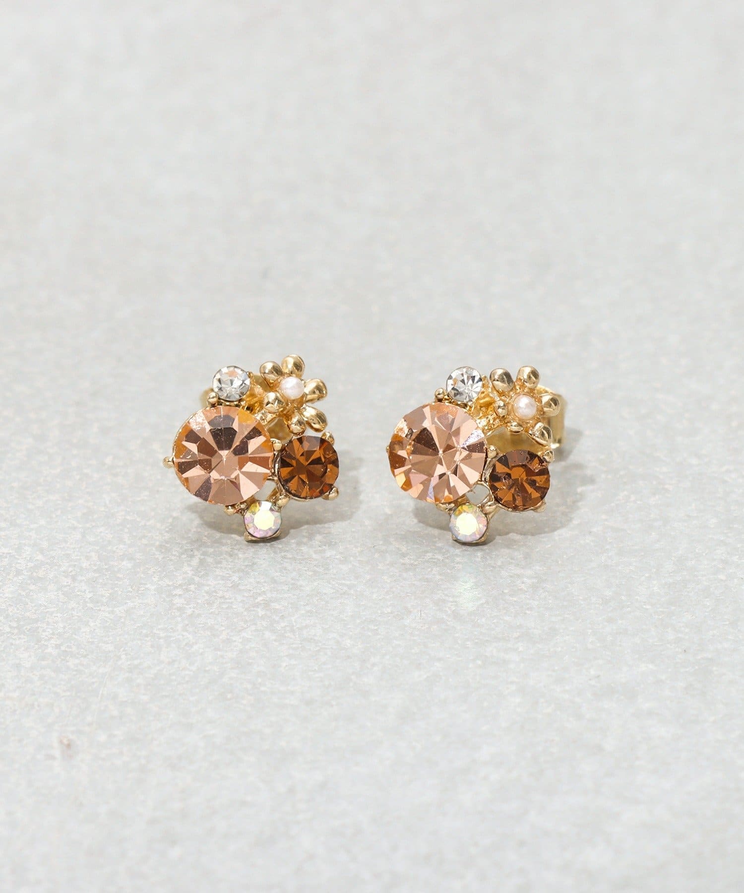 3COINS(スリーコインズ) フラワービジューピアス
