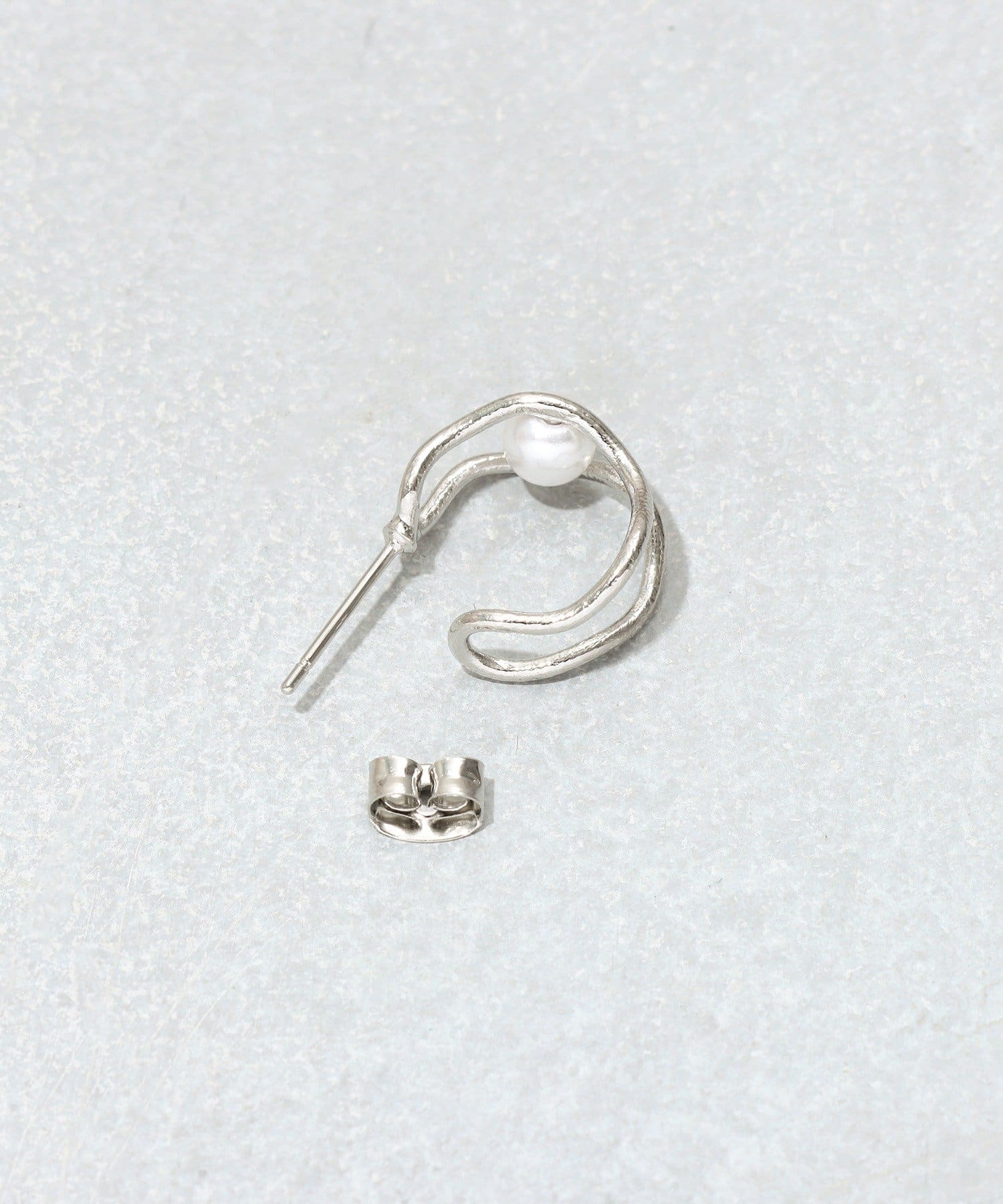 3COINS(スリーコインズ) メタルダブルフープピアス