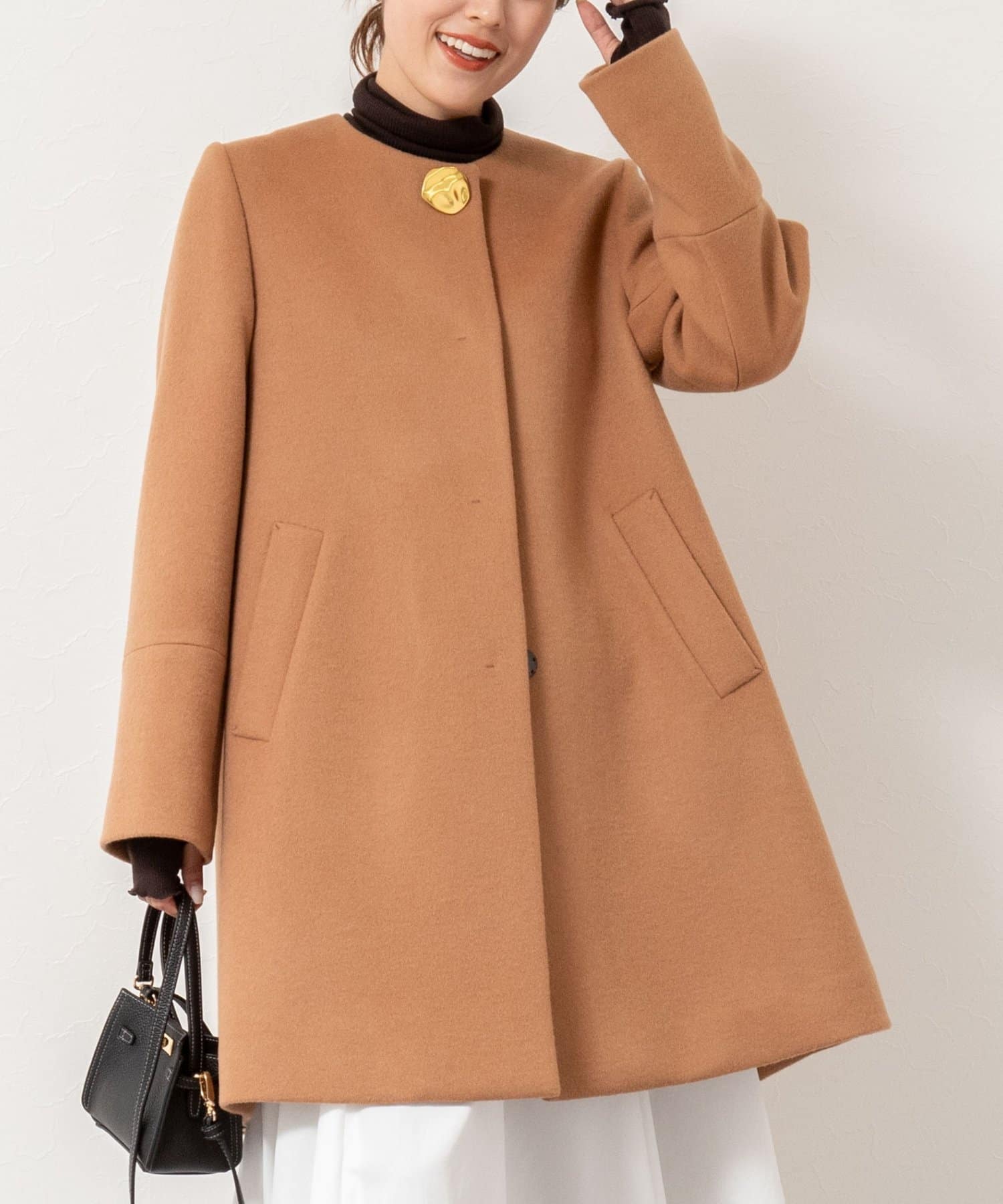 NOLLEY'S(ノーリーズ) ブローチ付きAラインノーカラーコート