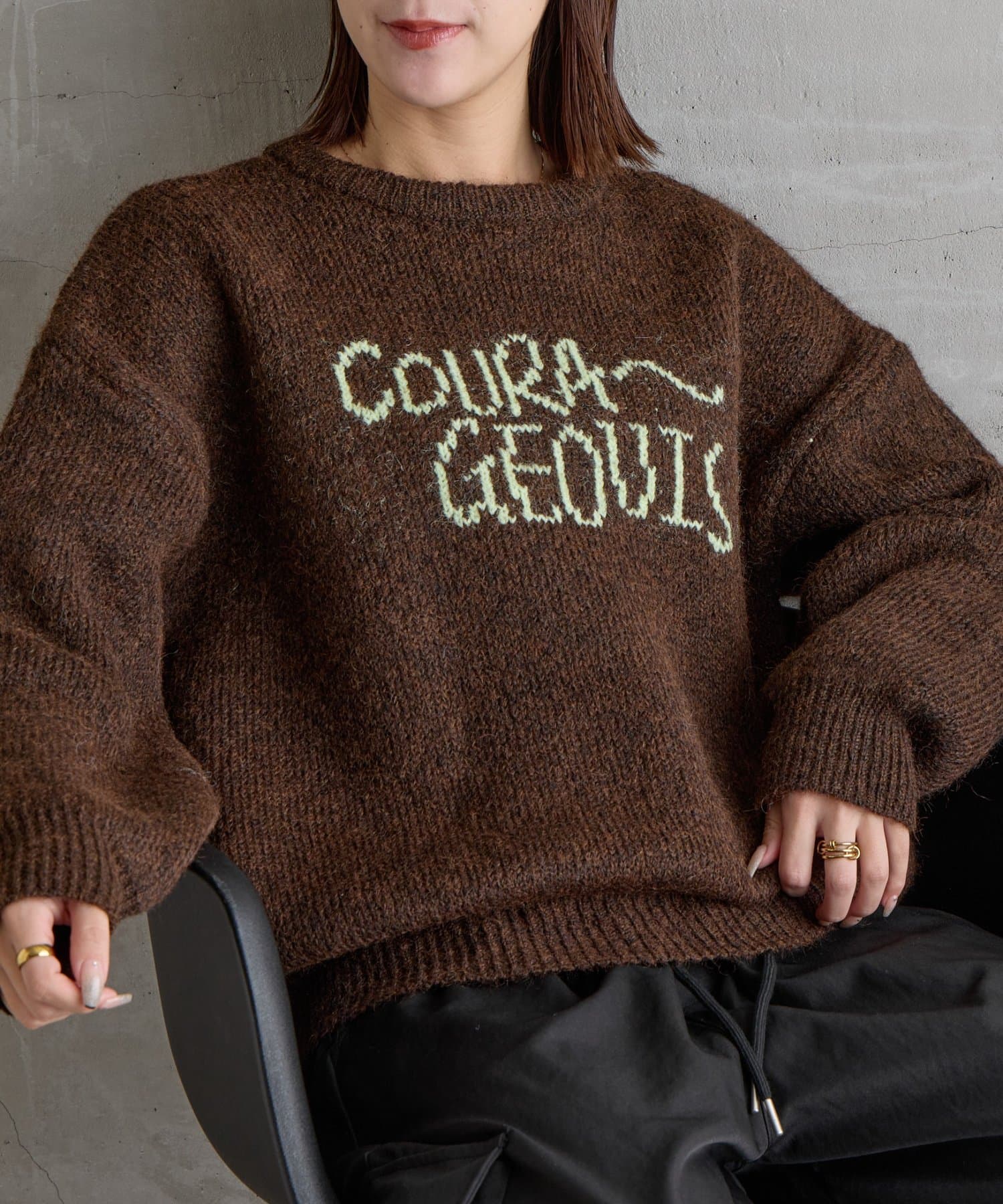 -goocy-(グーシー) シャギー配色ロゴプルオーバー