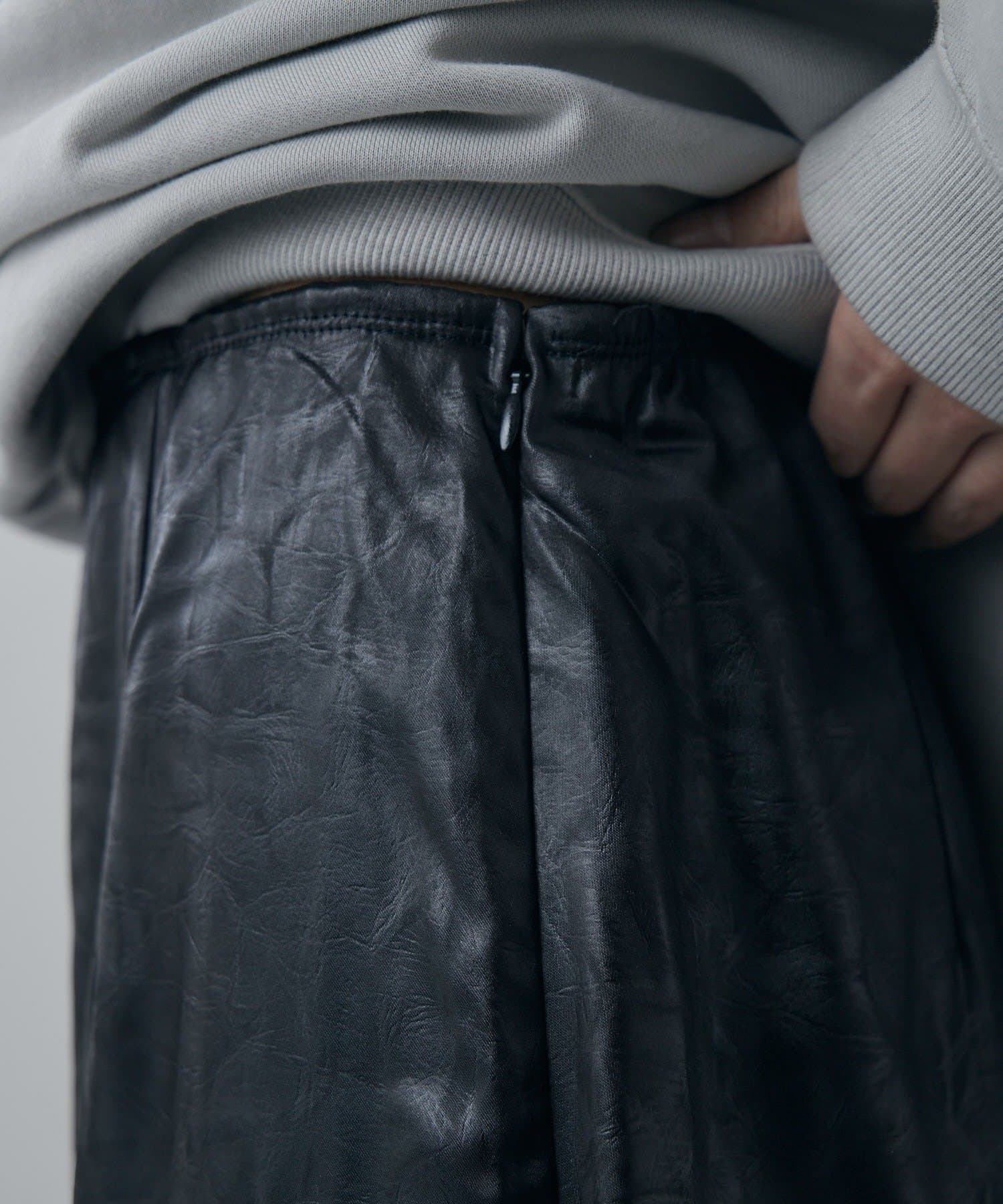 Lui's(ルイス) サテンレザーライクスカート