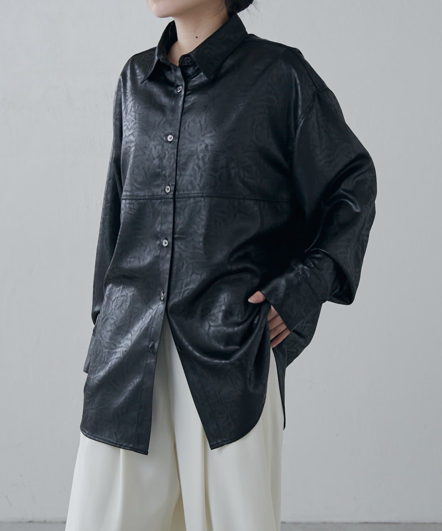 Lui's(ルイス) サテンレザーライクシャツ