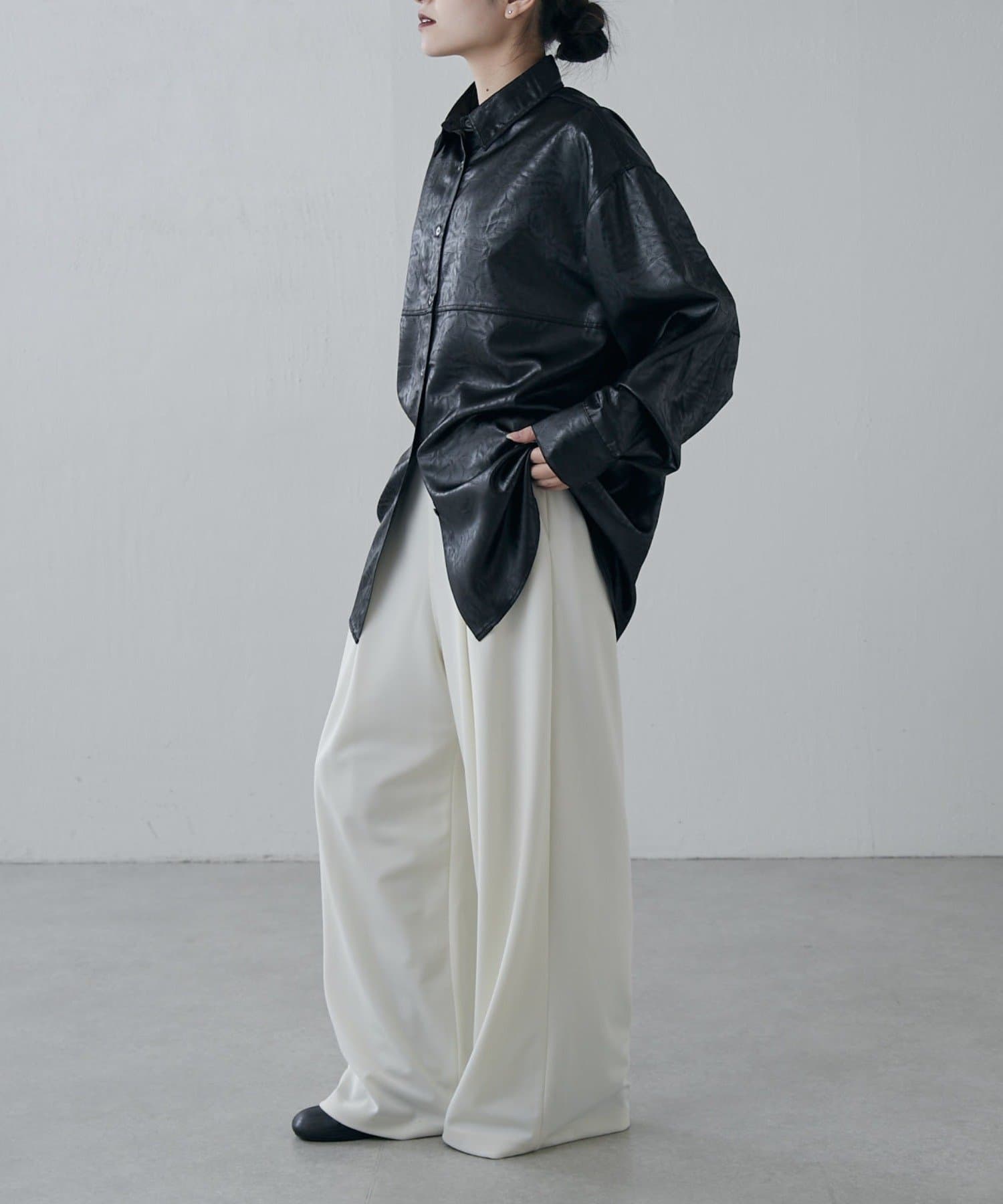 Lui's(ルイス) サテンレザーライクシャツ