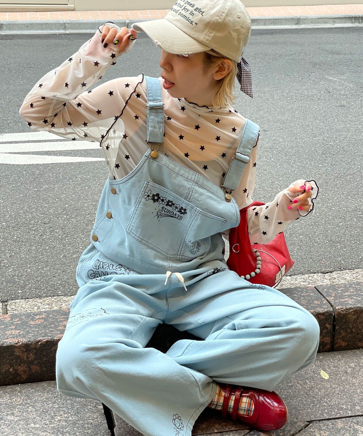 CIAOPANIC(チャオパニック) 【HELLO.SANFRANCISCO/ハローサンフランシスコ】マルチウェイ落書きコーデュロイ配色ステッチサロペット