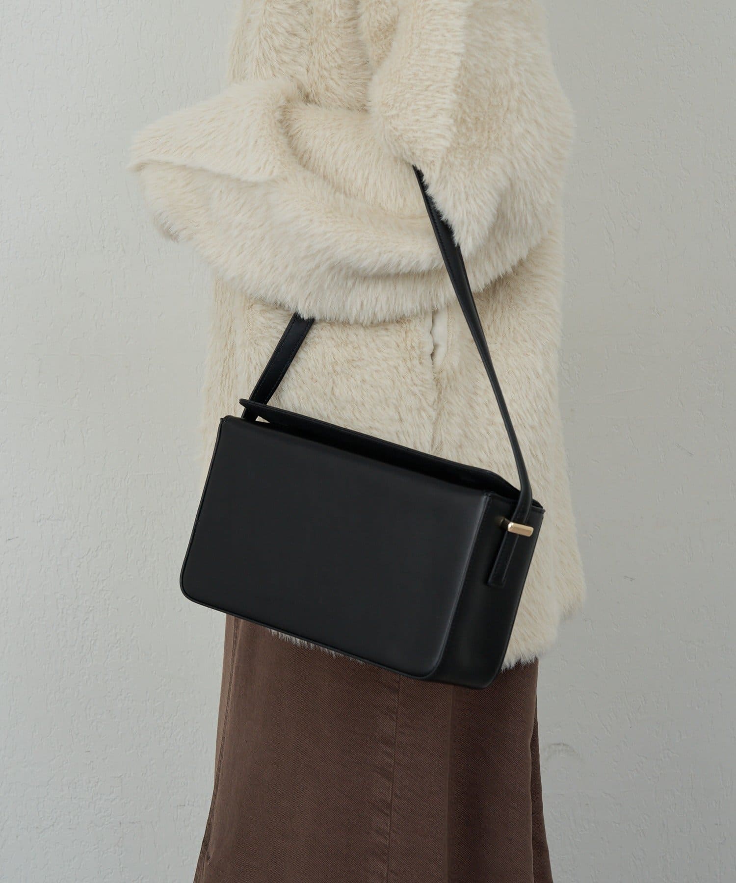 GALLARDAGALANTE(ガリャルダガランテ) 【2.718】BOXショルダーバッグ