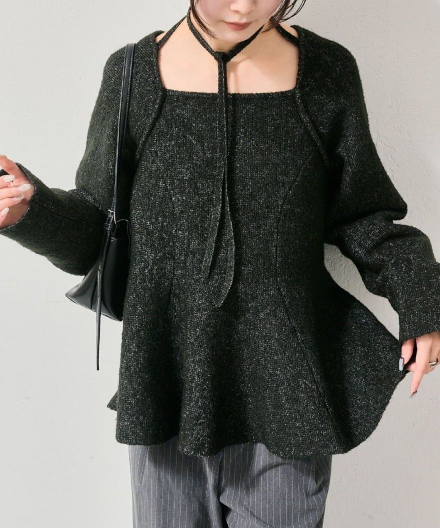 mystic(ミスティック) スクエアネックペプラムニット