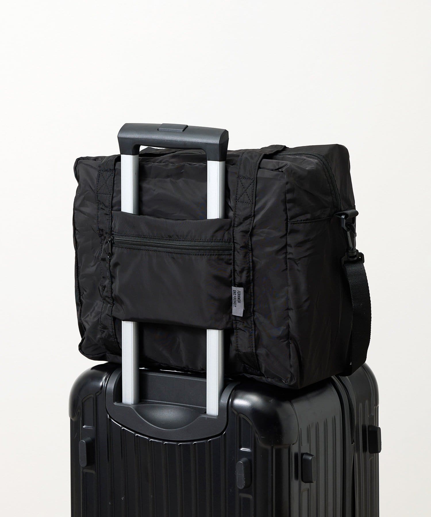 3COINS(スリーコインズ) キャリーオン折りたたみバッグ:M