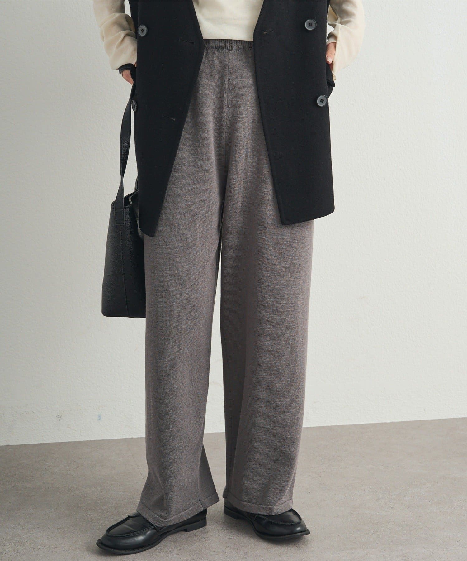 PUAL CE CIN
ヴィンテージライクデニムバンドカラーシャツ PUAL CE CIN（ピュアルセシン）の「ロールアップデニムパンツ