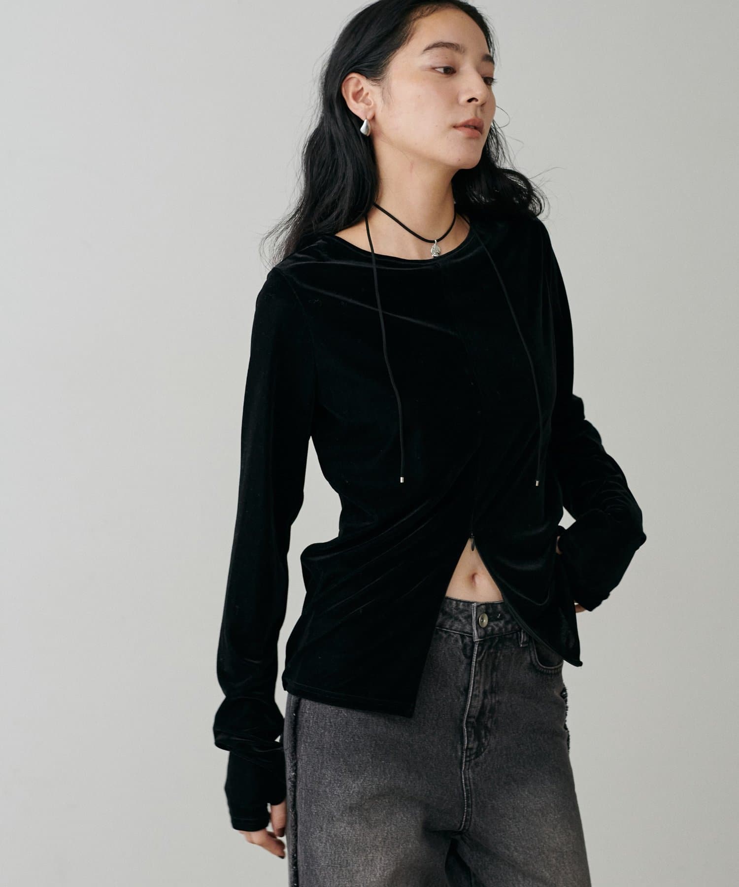LARUTA(ラルータ) 前後2WAYファスナー付きベロアプルオーバー