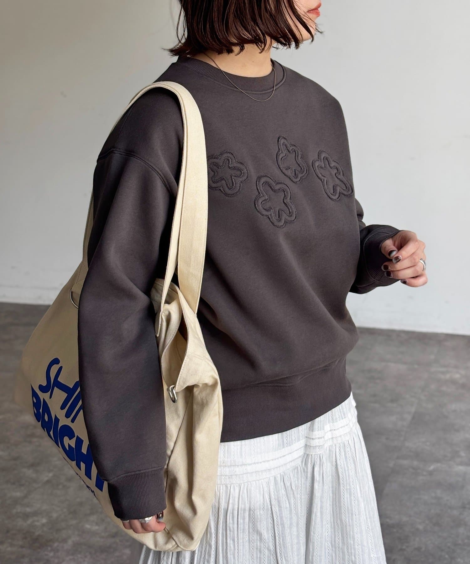 CPCM(シーピーシーエム) 裏起毛お花アップリケスウェット