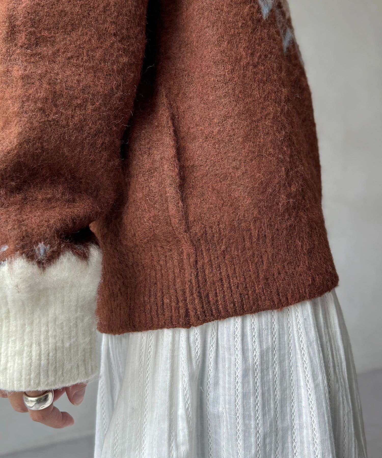 CPCM(シーピーシーエム) 求心柄ニット