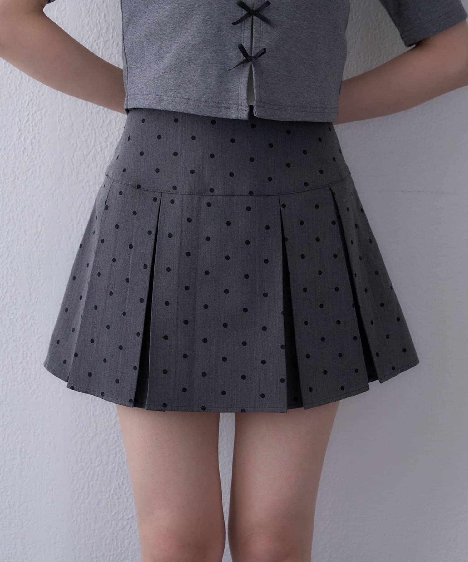 NICE CLAUP / OLIVE des OLIVE OUTLET(ナイスクラップ  / オリーブ デ オリーブ アウトレット) 【one after another】プリーツミニスカート