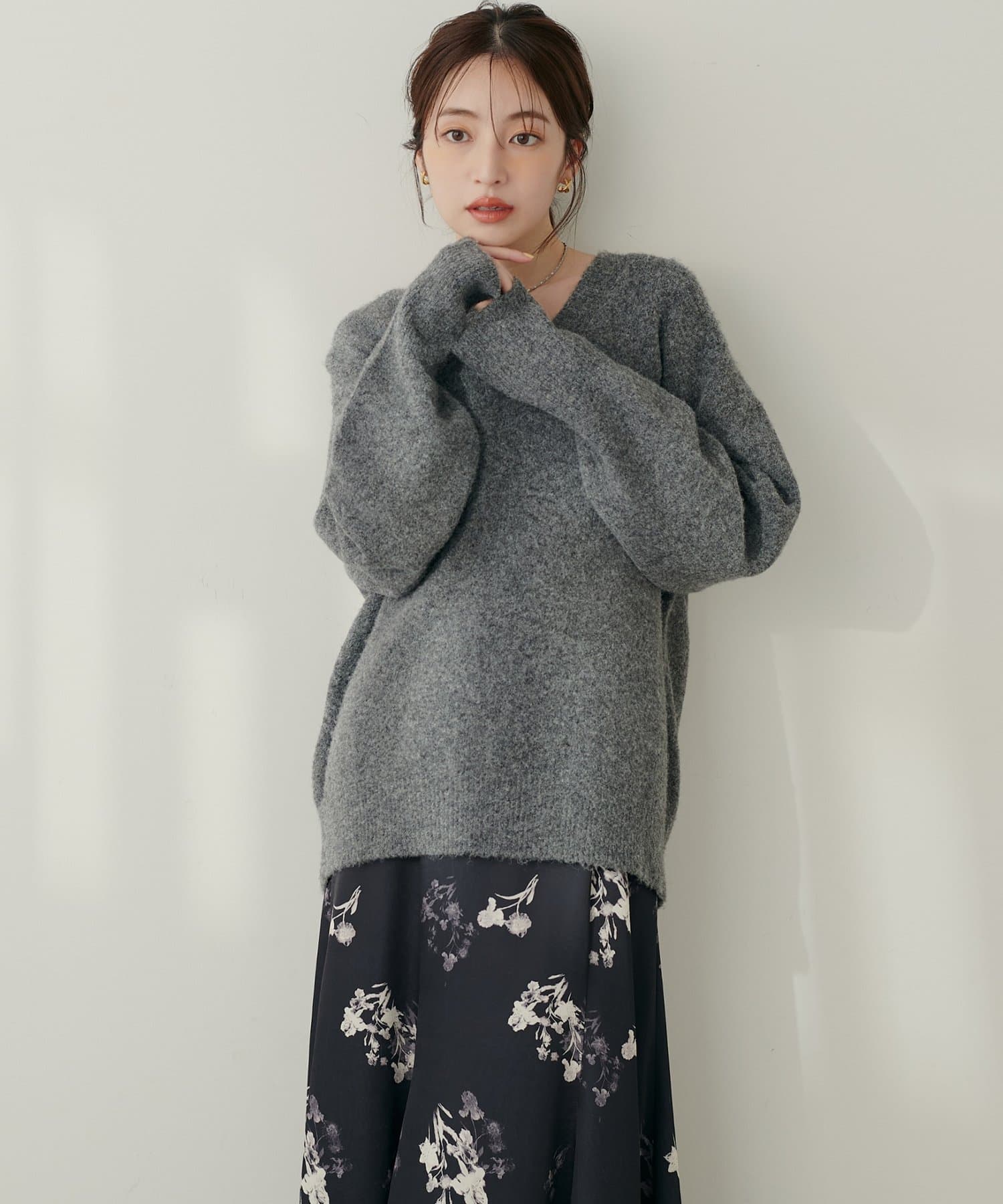 natural couture(ナチュラルクチュール) 【WEB限定】Vネックニットプルオーバー