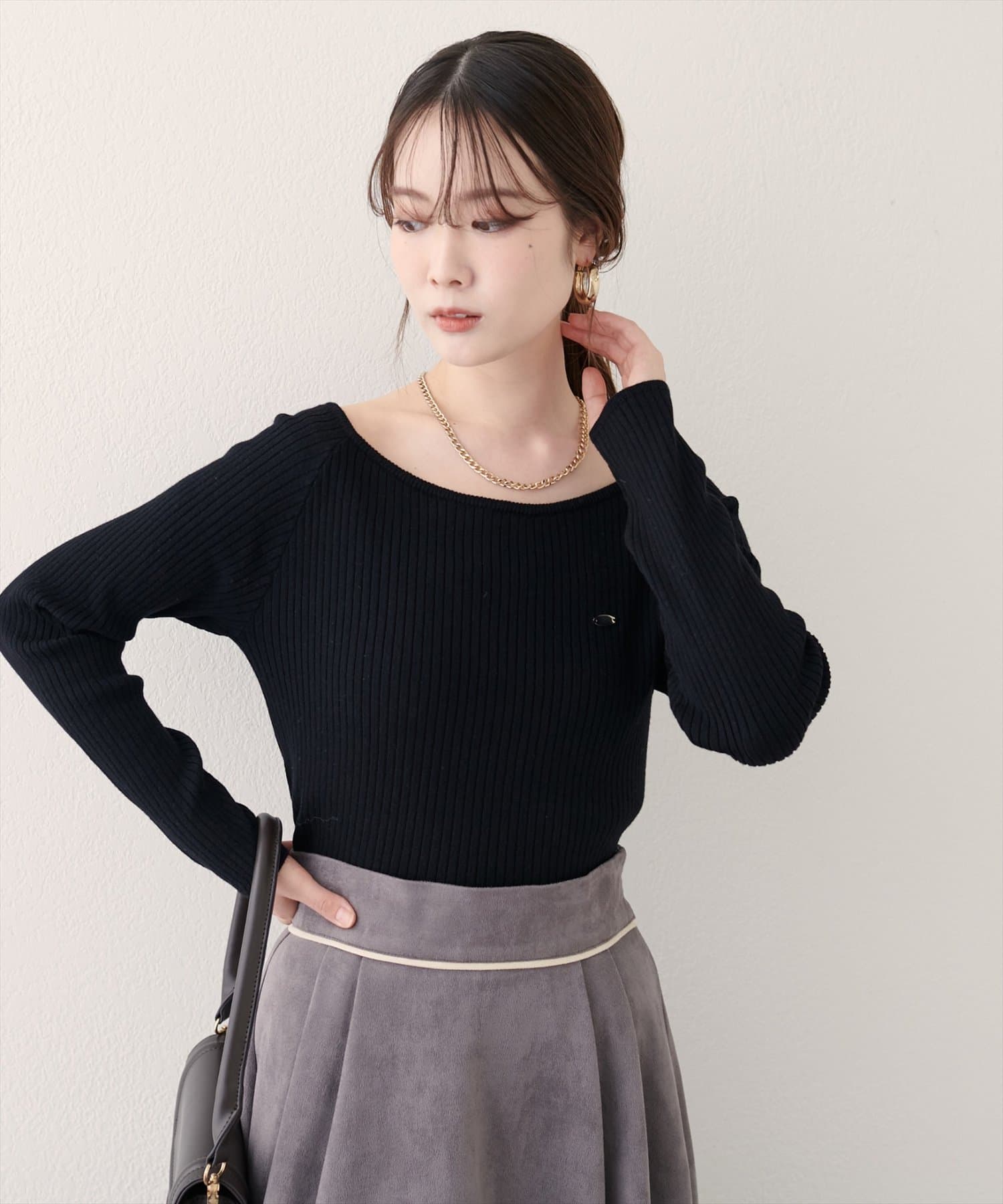 natural couture(ナチュラルクチュール) バレエネックリブニットプルオーバー