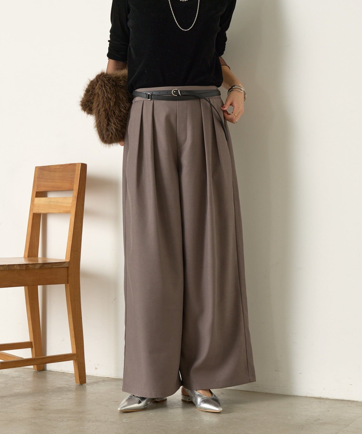 Jena　espace merveilleux(ジェナ　エスパスメルヴェイユ) 2タックワイドパンツ