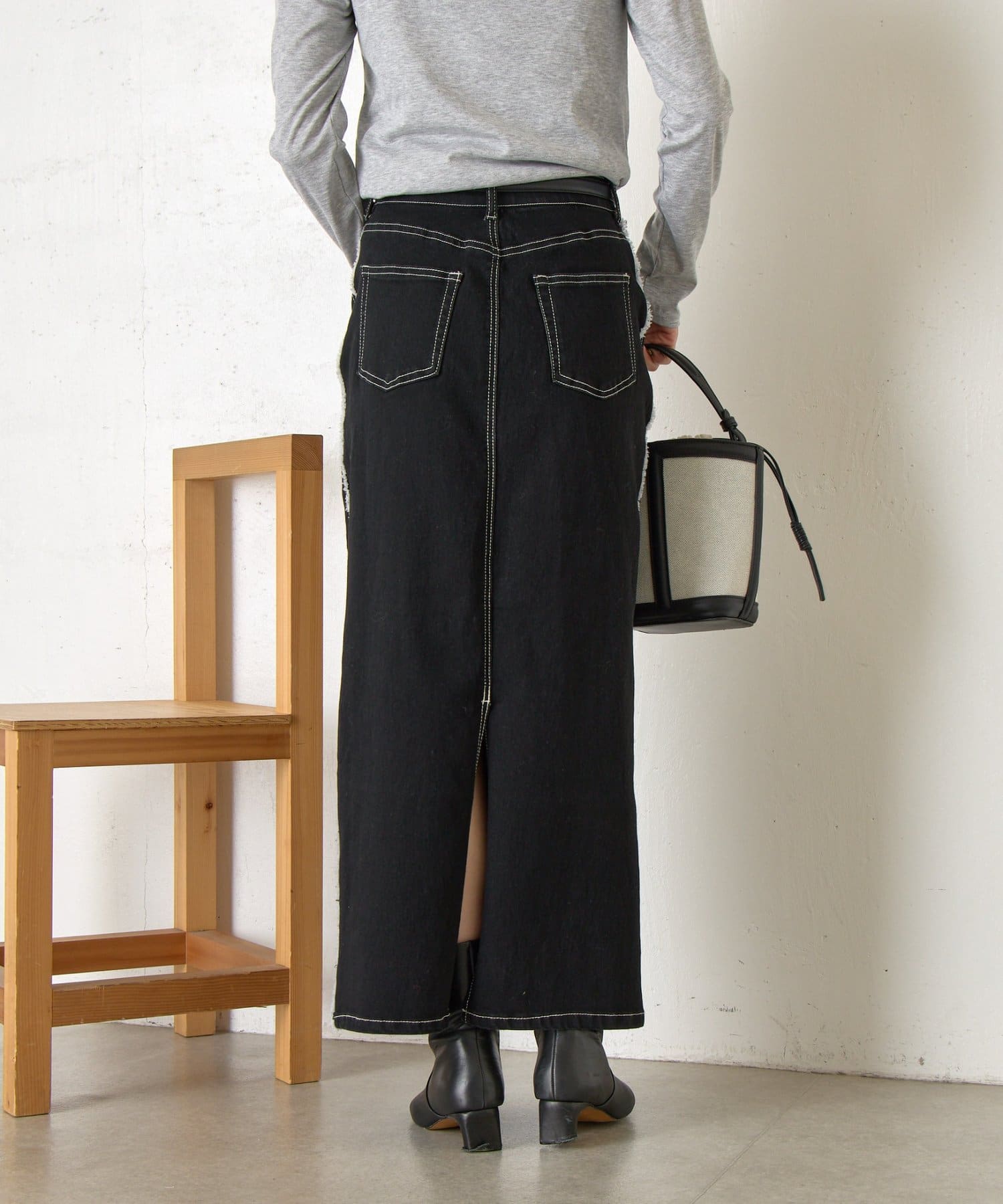 Jena　espace merveilleux(ジェナ　エスパスメルヴェイユ) サイドフリンジデニムスカート