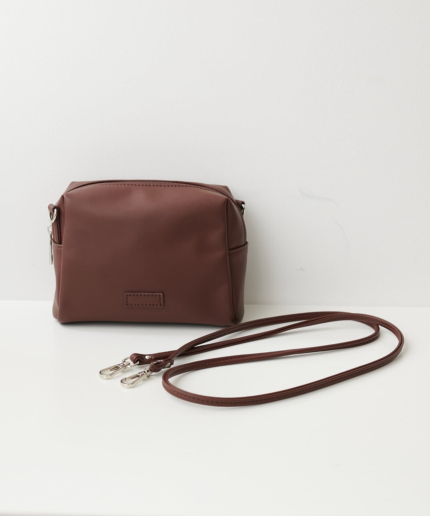 DISCOAT(ディスコート) ミニスクエアポシェット