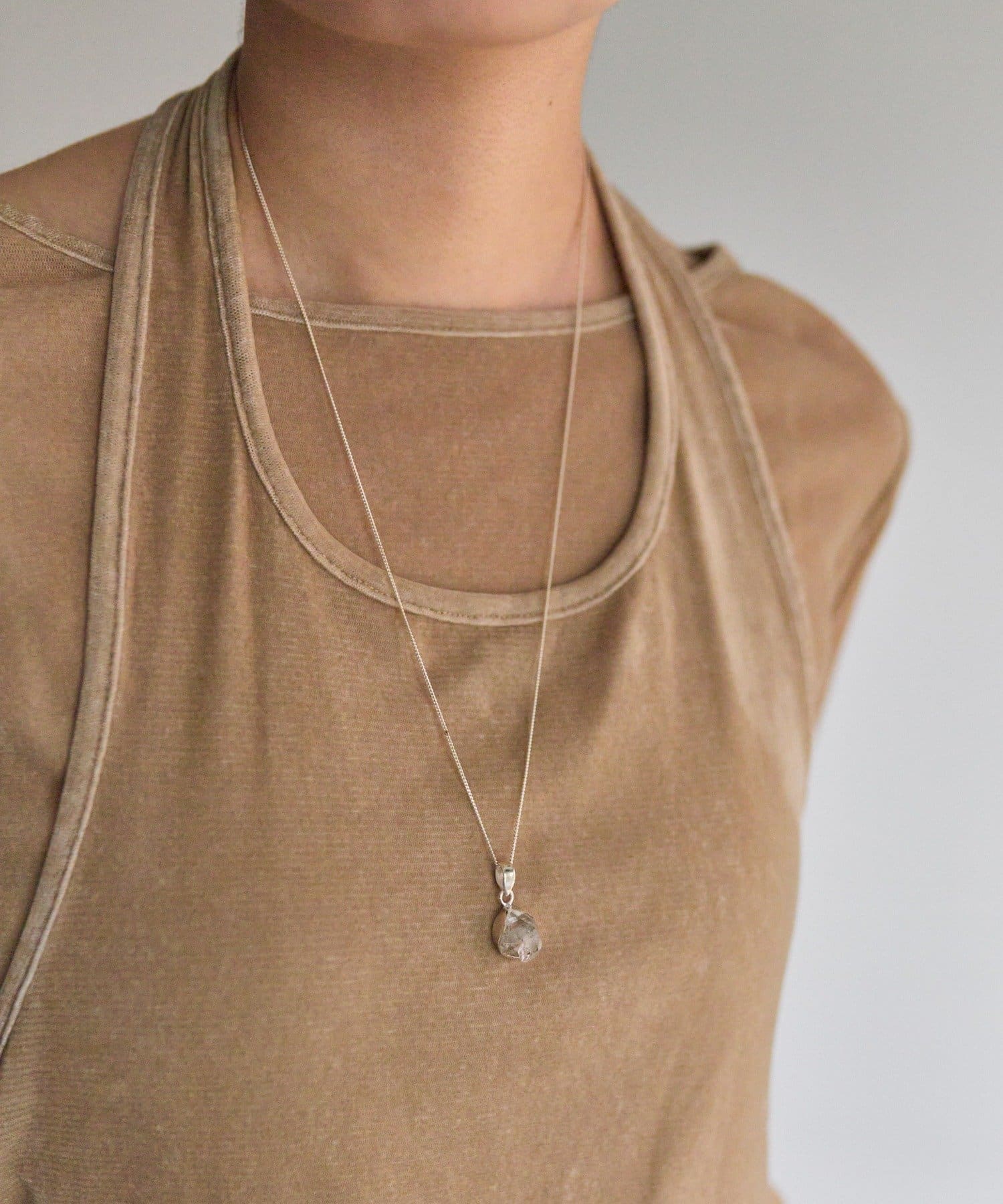 ear PAPILLONNER(イア パピヨネ) 《スターリングシルバー使用》ハーキマーネックレス