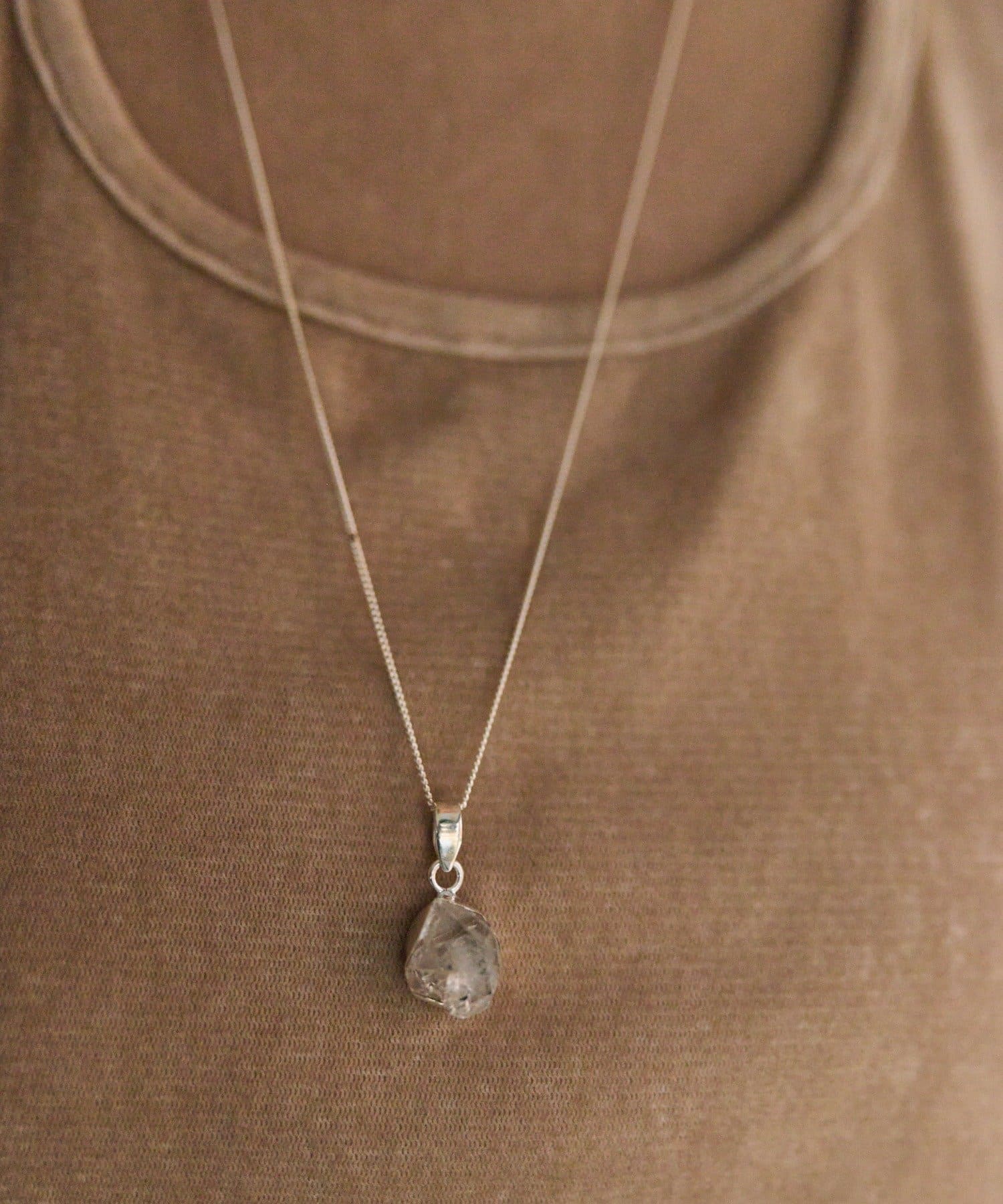 ear PAPILLONNER(イア パピヨネ) 《スターリングシルバー使用》ハーキマーネックレス