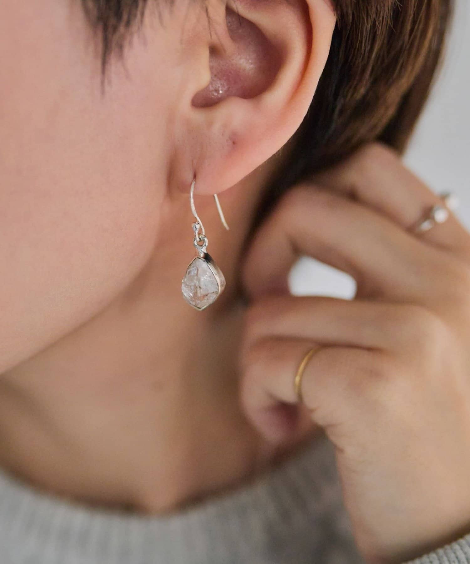 ear PAPILLONNER(イア パピヨネ) 《スターリングシルバー使用》ハーキマーピアス