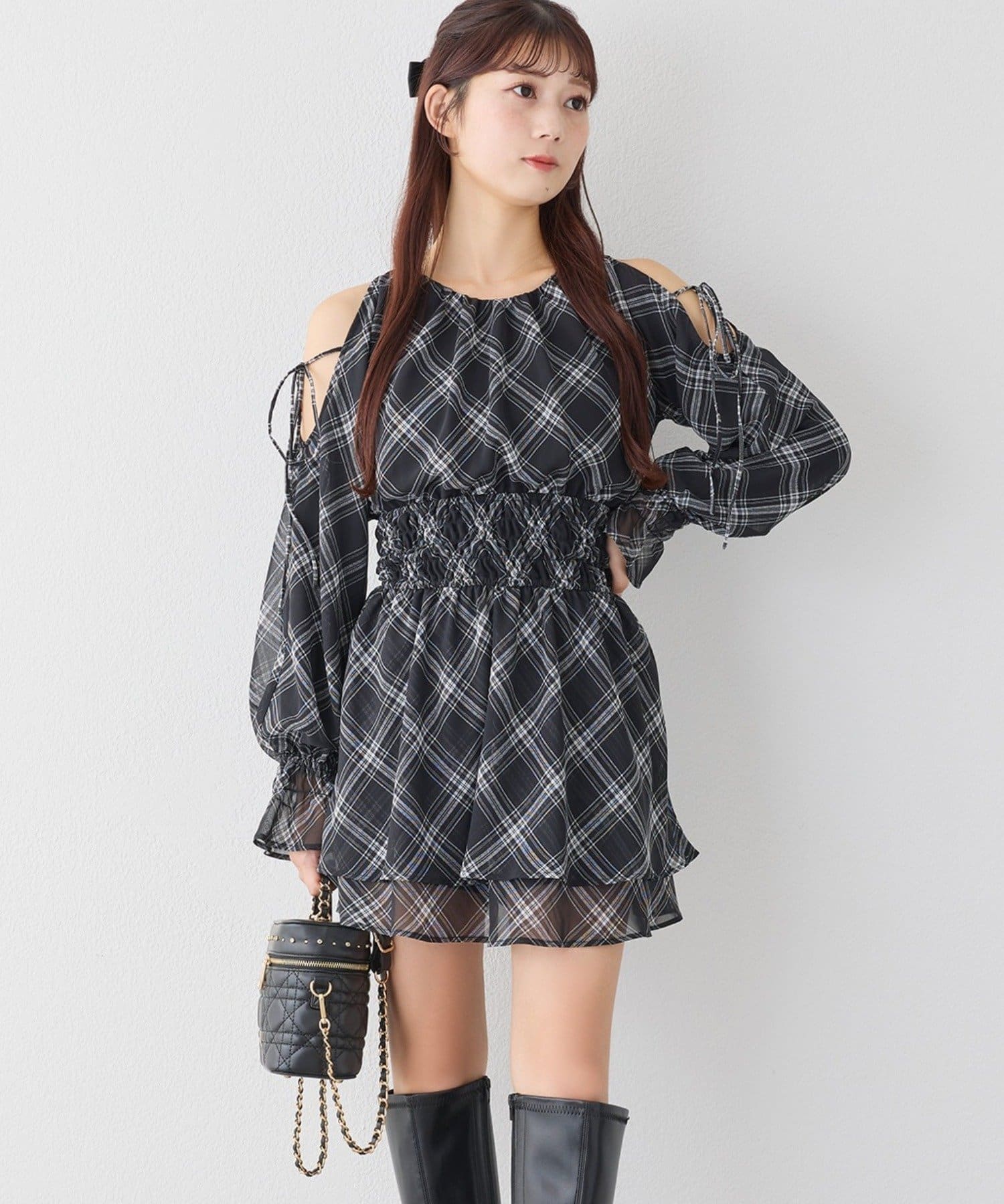 one after another NICE CLAUP(ワンアフターアナザー ナイスクラップ) 【セットフェア対象】肩あきシャーリングチュニック