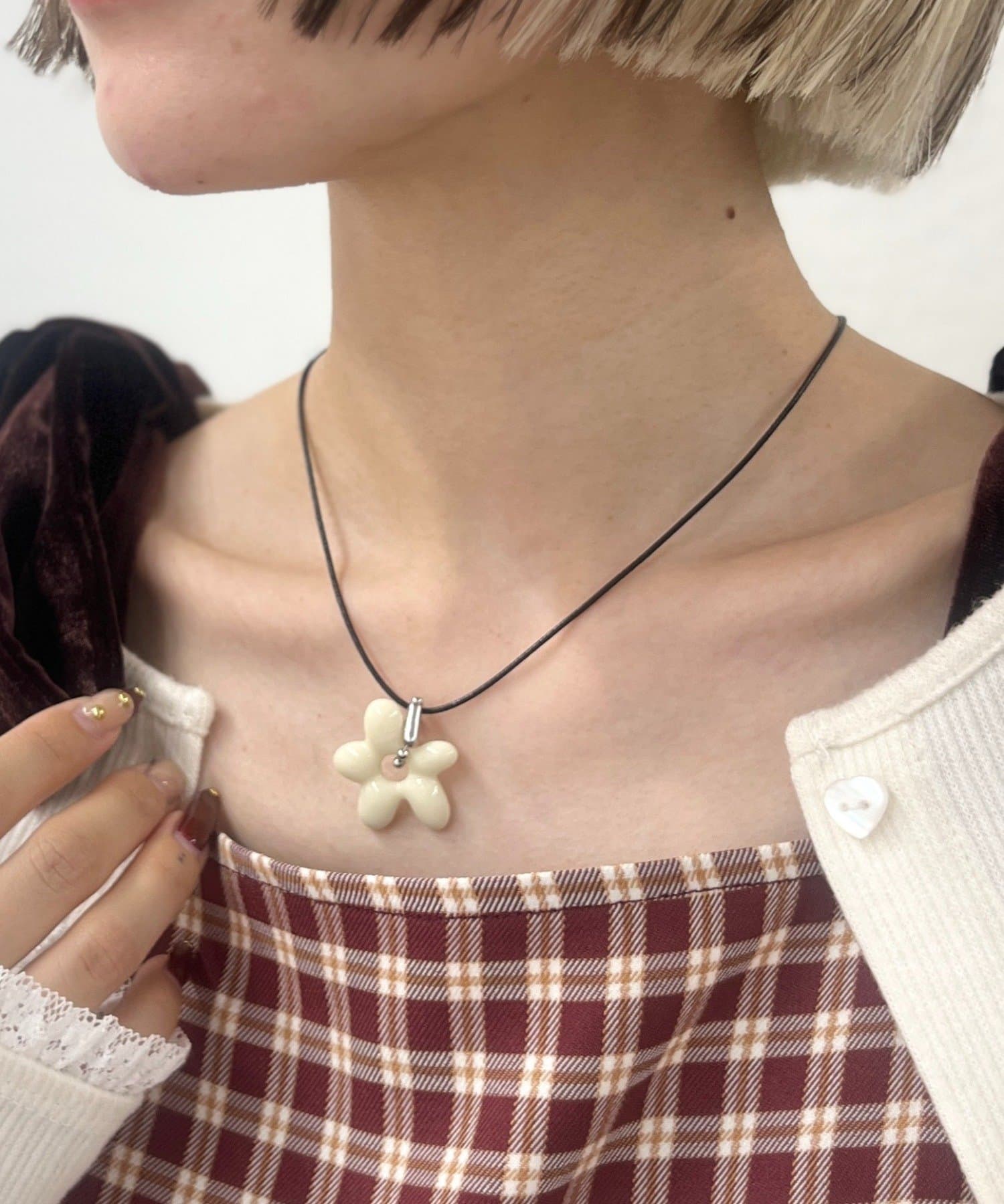 w closet(ダブルクローゼット) フラワーモチーフネックレス