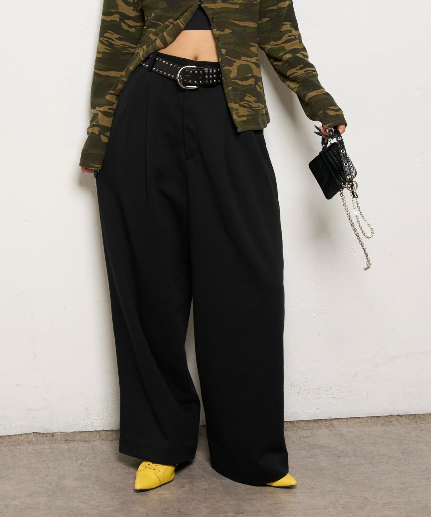 OUTLET(アウトレット) 【WHO'S WHO gallery】スウェット2タックスラックス
