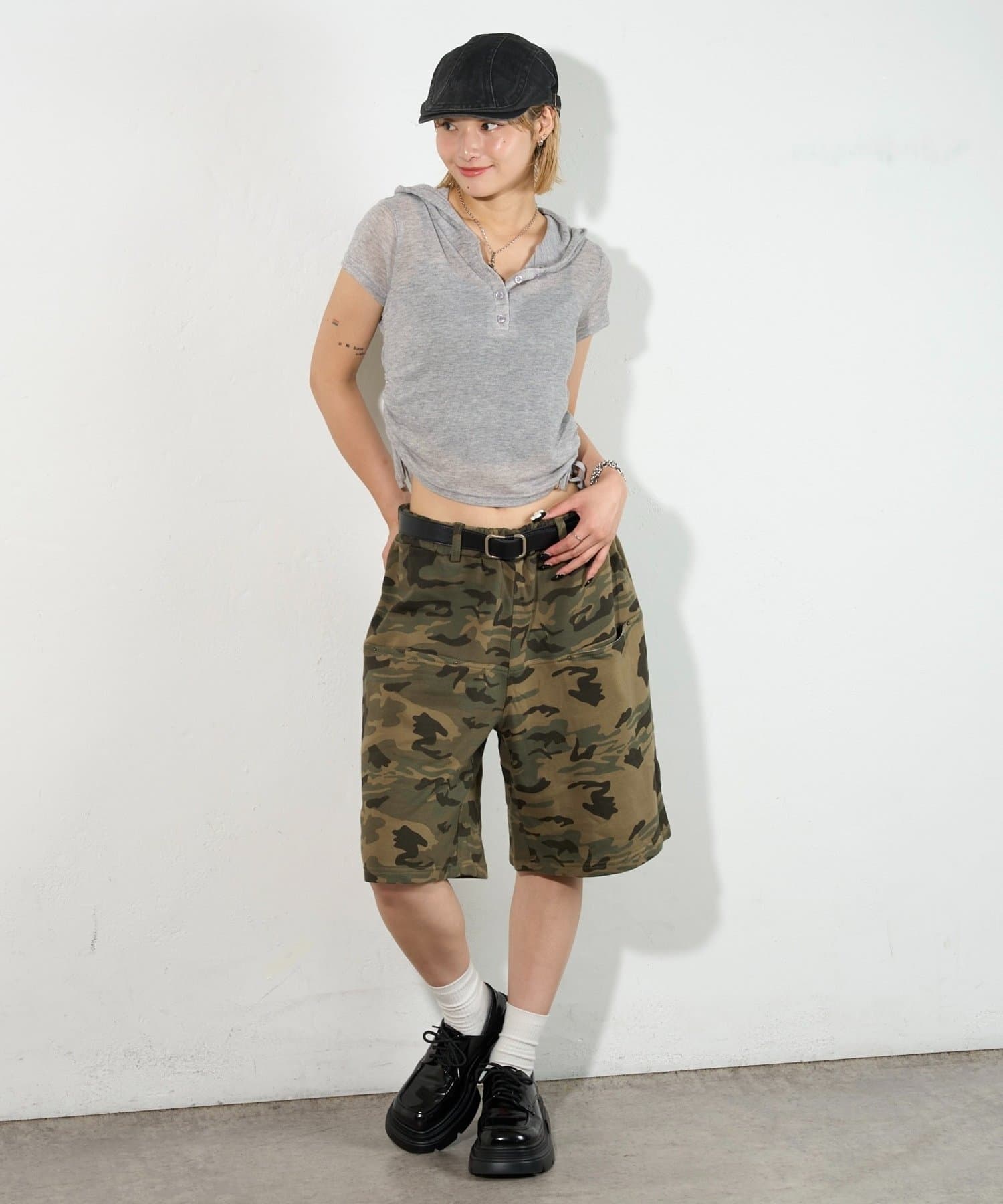 OUTLET(アウトレット) 【WHO'S WHO gallery】スラッシュポケットスウェトハーフ柄パンツ
