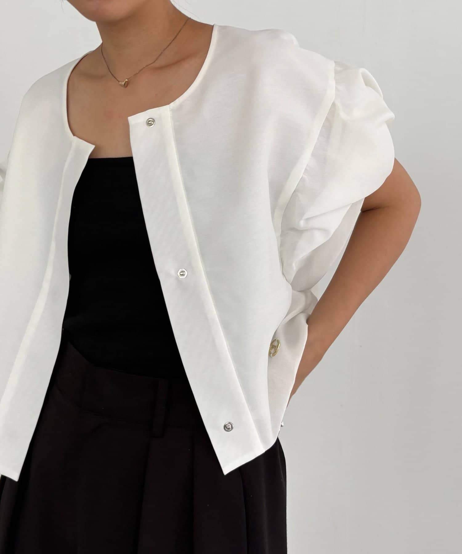 CAPRICIEUX LE'MAGE】クルーラーパフブラウス | OUTLET(アウトレット