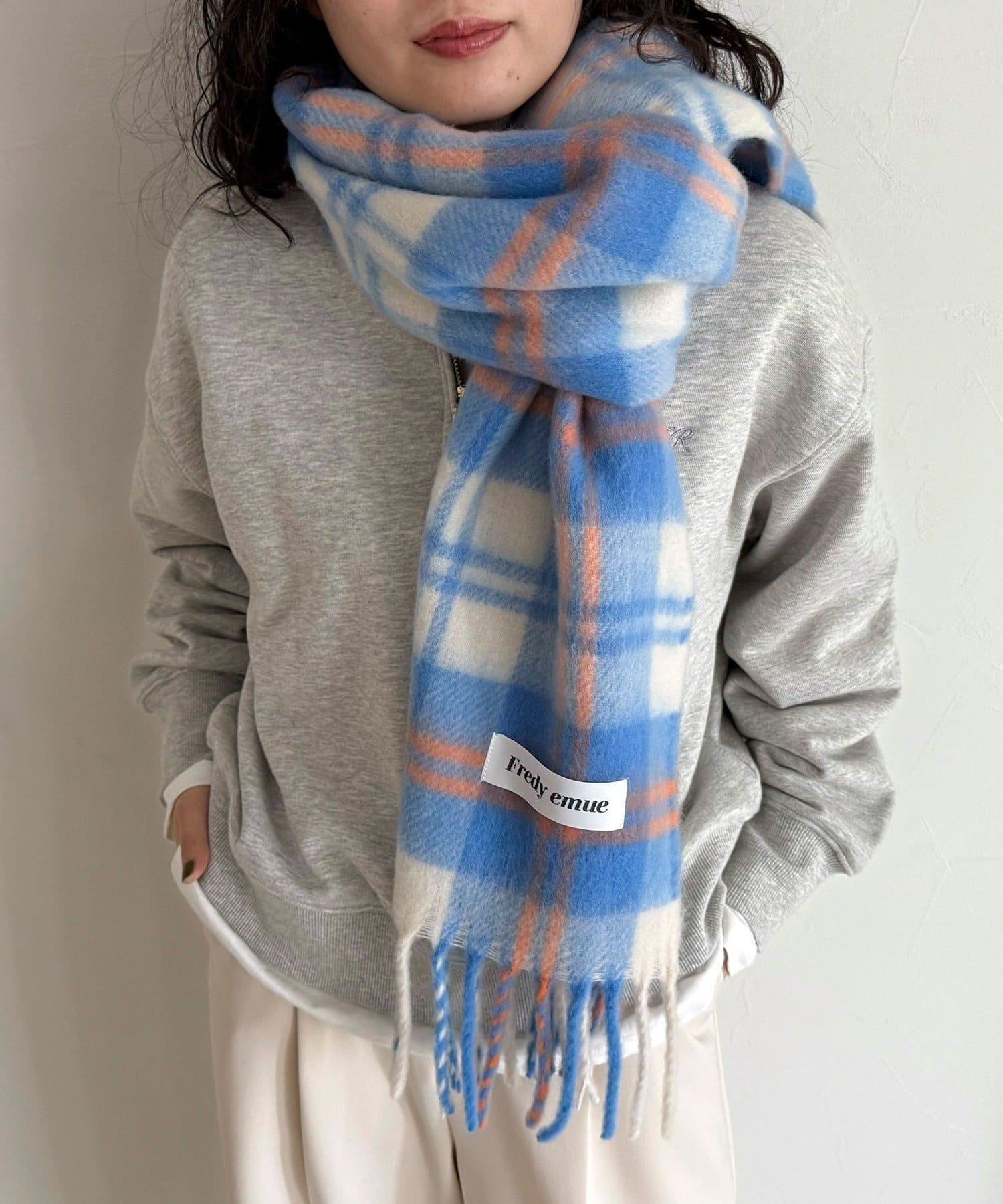 FREDY & GLOSTER(フレディ アンド グロスター) 【秋冬の差し色に】ソフトタッチチェックマフラー 40