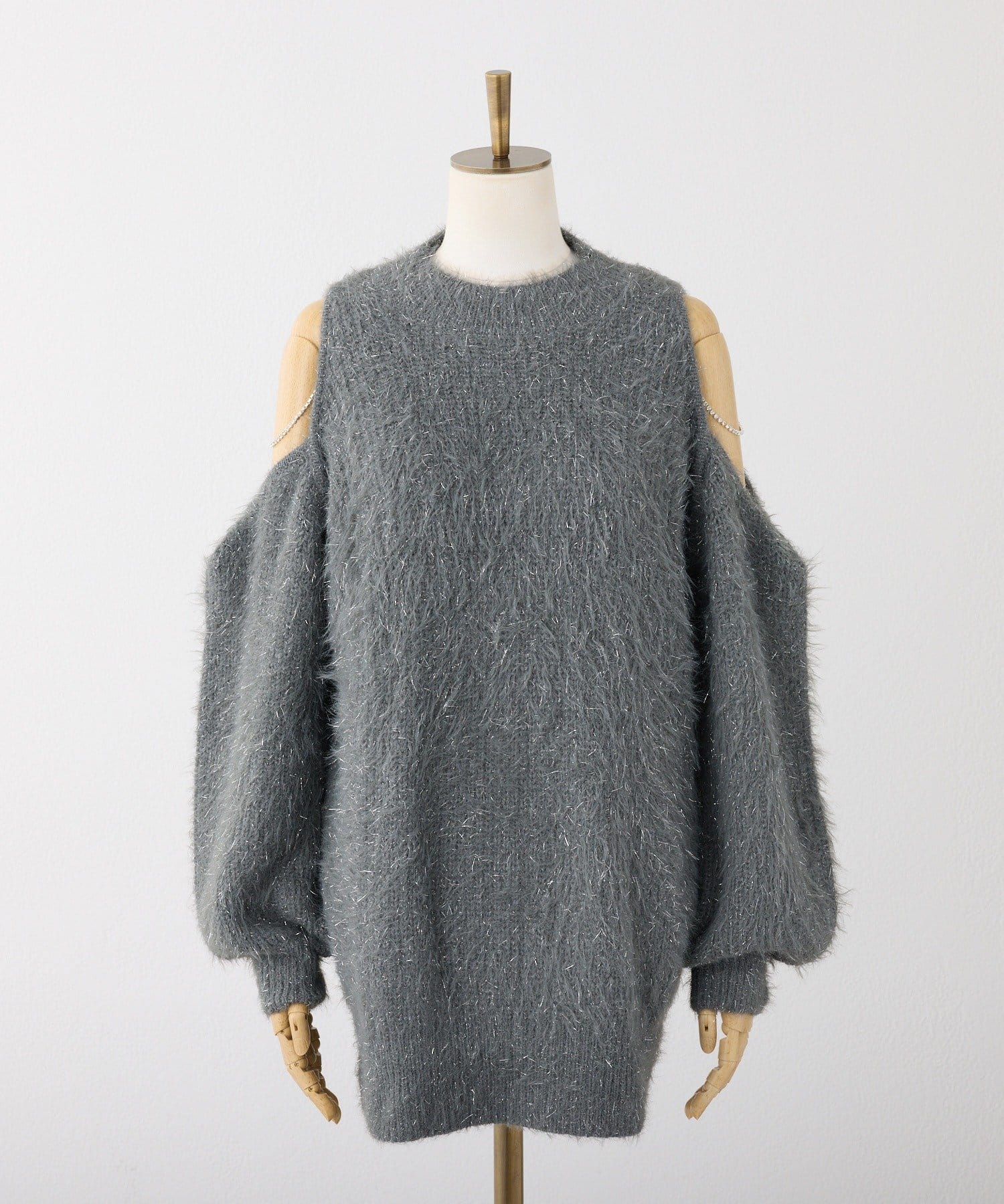 one after another NICE CLAUP(ワンアフターアナザー ナイスクラップ) 肩あきビジューニットミニワンピ