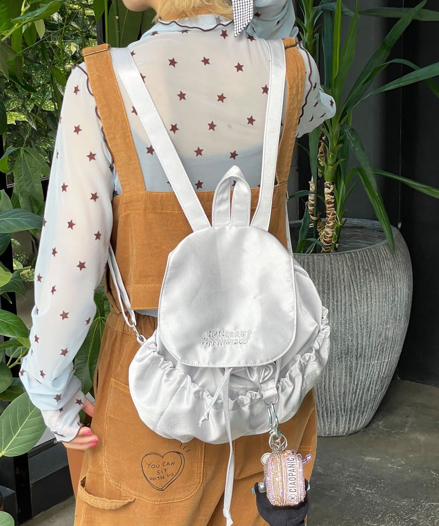 CIAOPANIC(チャオパニック) 【HELLO.SANFRANCISCO/ハローサンフランシスコ】ロゴ刺繍サテンリュックサック