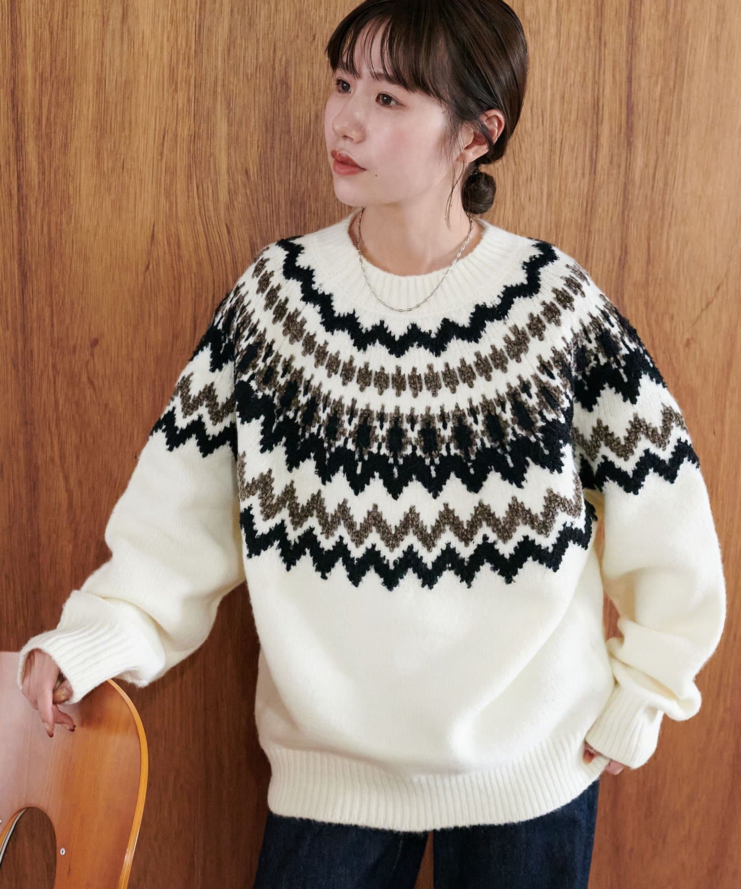 DISCOAT(ディスコート) 【暖かおしゃれ見え/ユニセックス】求心柄オーバーニット