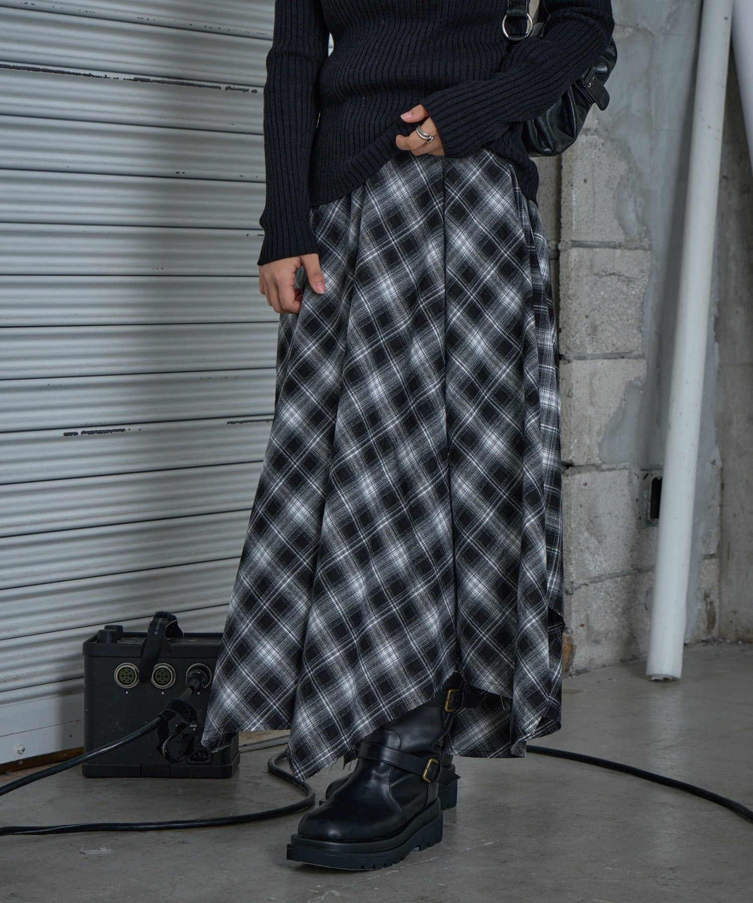 -goocy-(グーシー) チェックヘムスカート