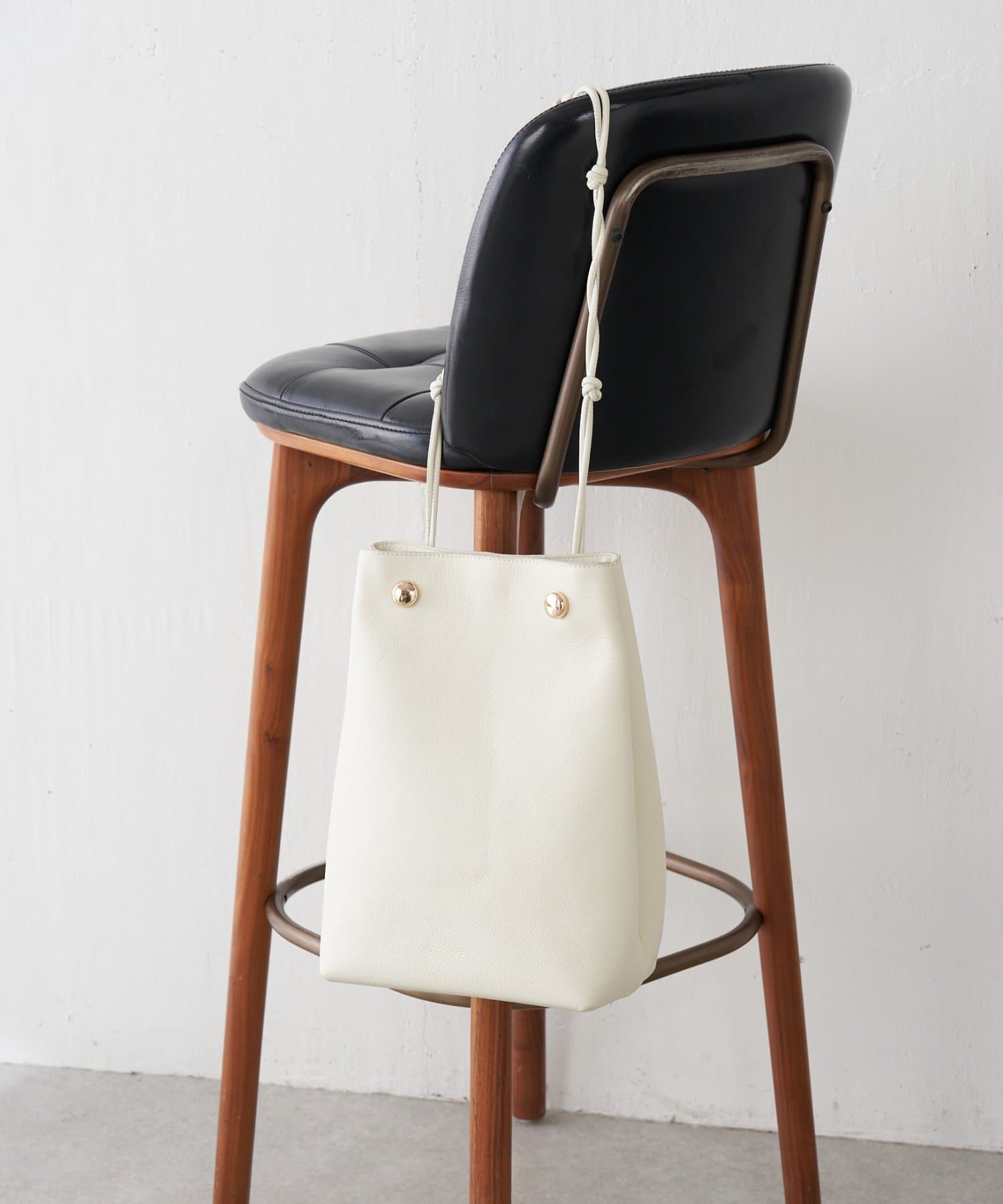 コラージュ ガリャルダガランテ × パピヨネ 本革ハンドバッグ　黒 PAPILLONNER/パピヨネ】レクタングルレザーバッグ | COLLAGE