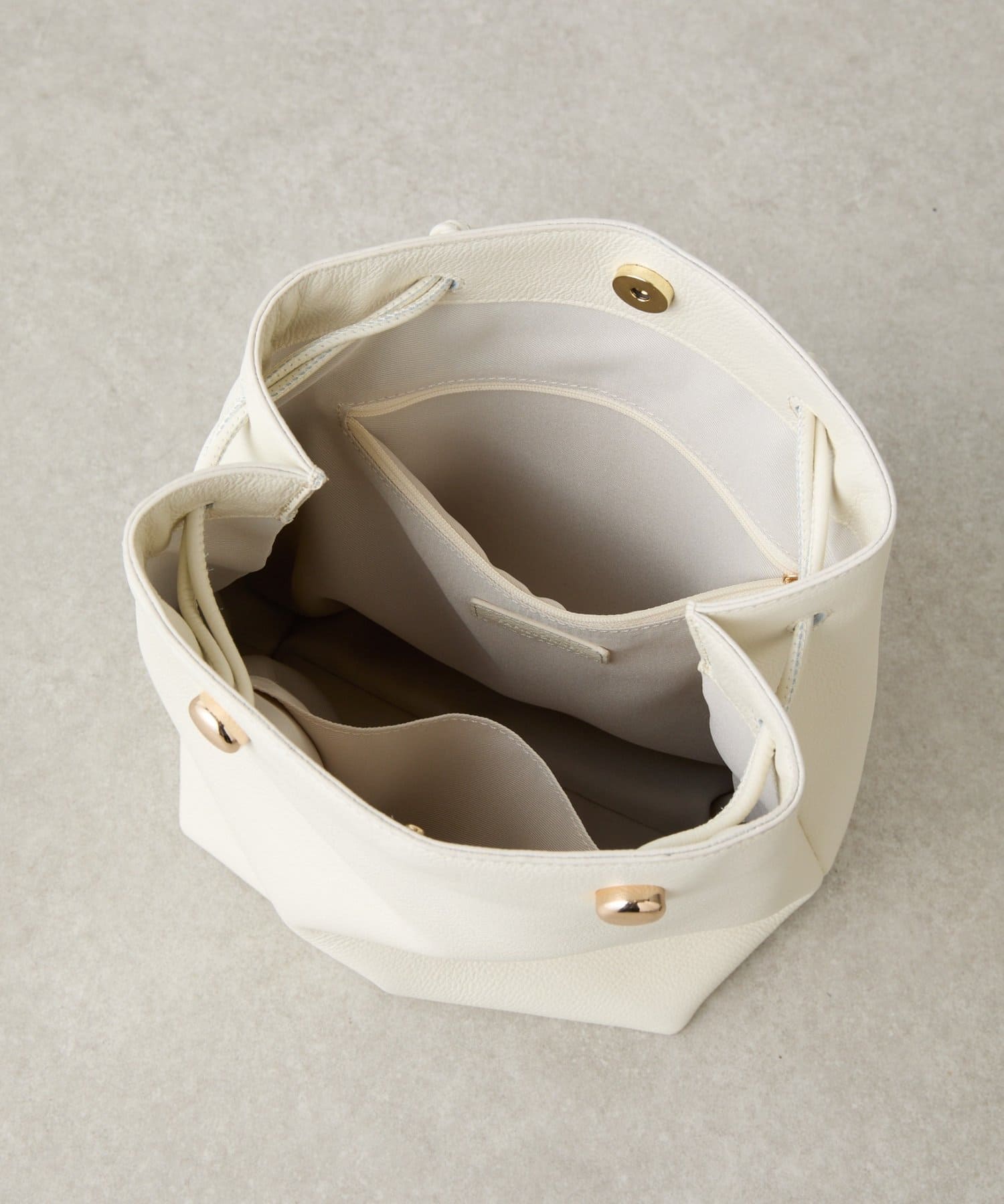 COLLAGE GALLARDAGALANTE(コラージュ ガリャルダガランテ) 【PAPILLONNER/パピヨネ】レクタングルレザーバッグ