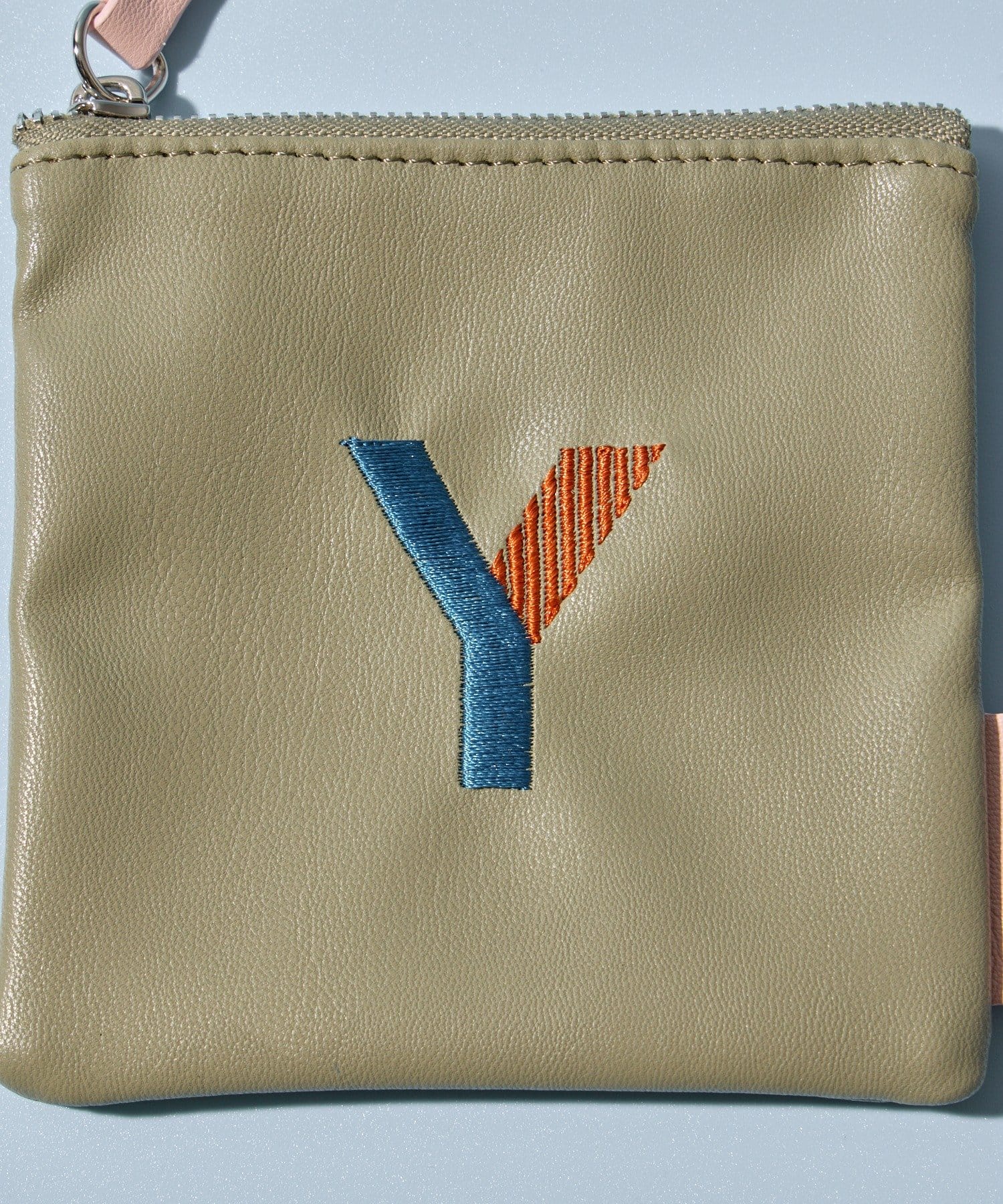 BIRTHDAY BAR(バースデイバー) Kindly Yours フェイクレザーイニシャルミニポーチ