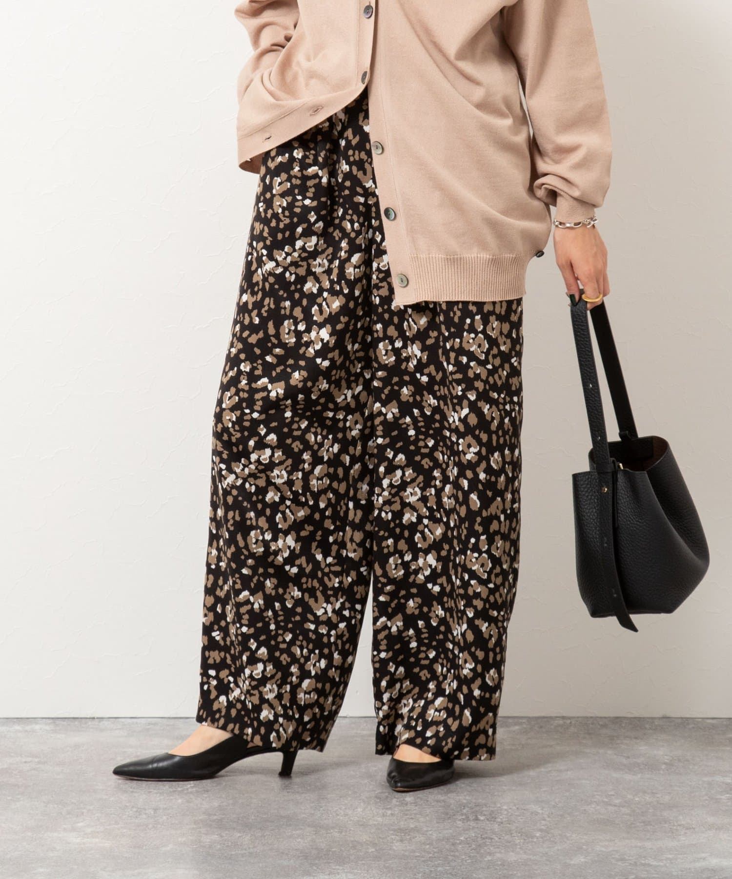 NOLLEY'S(ノーリーズ) ウォッシャブルレオパードプリントパンツ