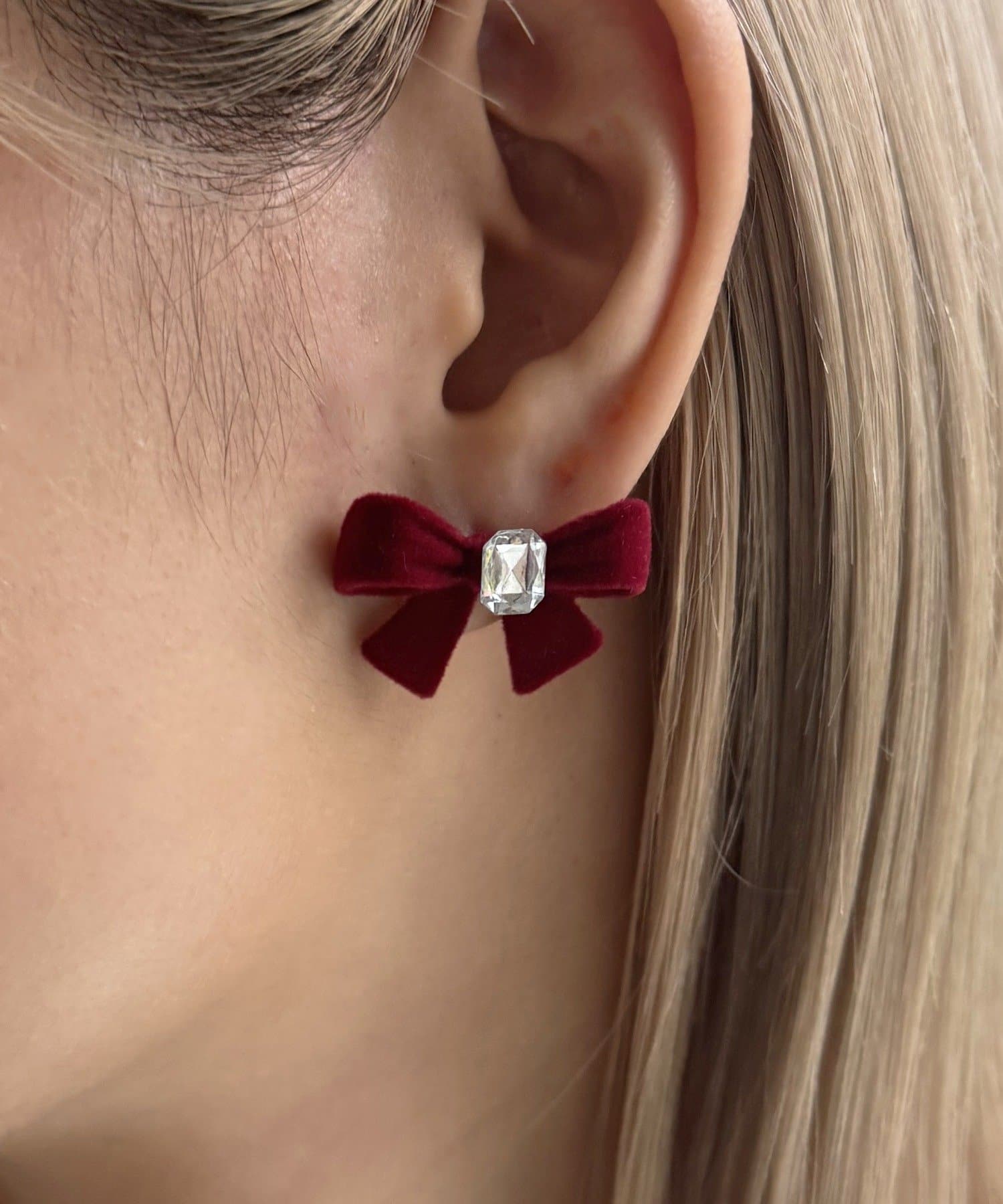 Lattice(ラティス) フロッキーリボンピアス