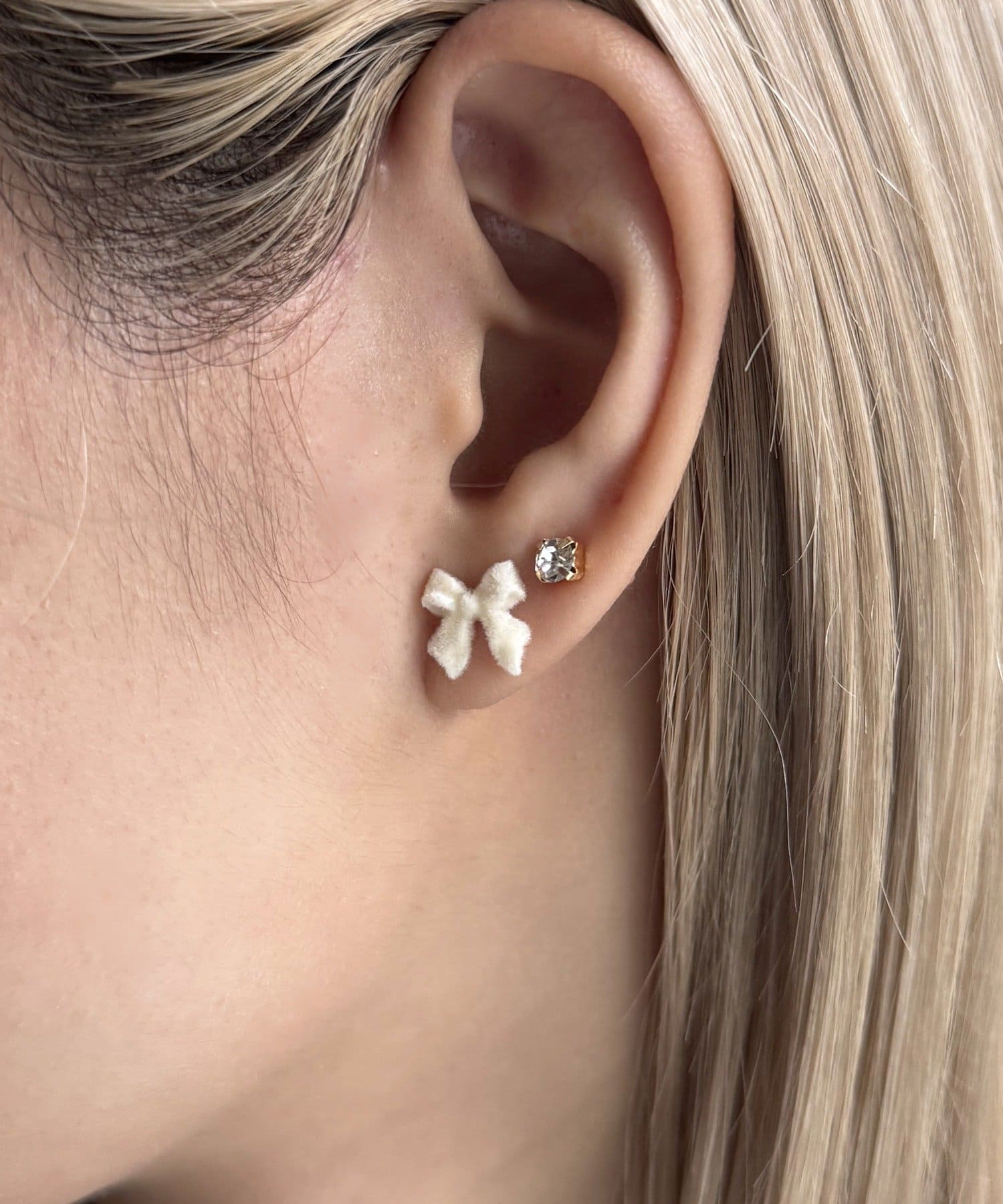 Lattice(ラティス) フロッキーリボンピアスセット(4P)